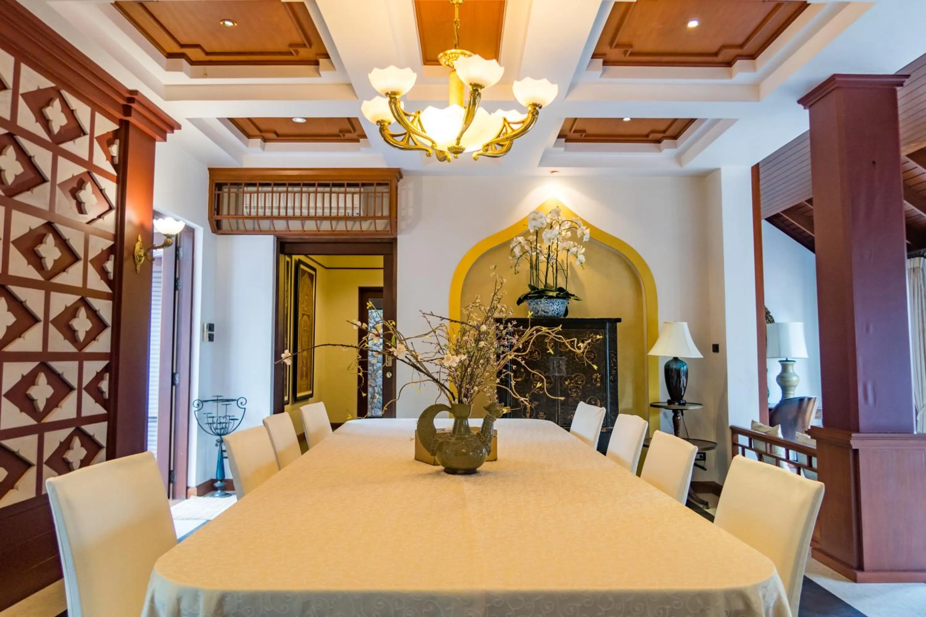 Dining area in Pawanthorn Samui - SHA Plus
