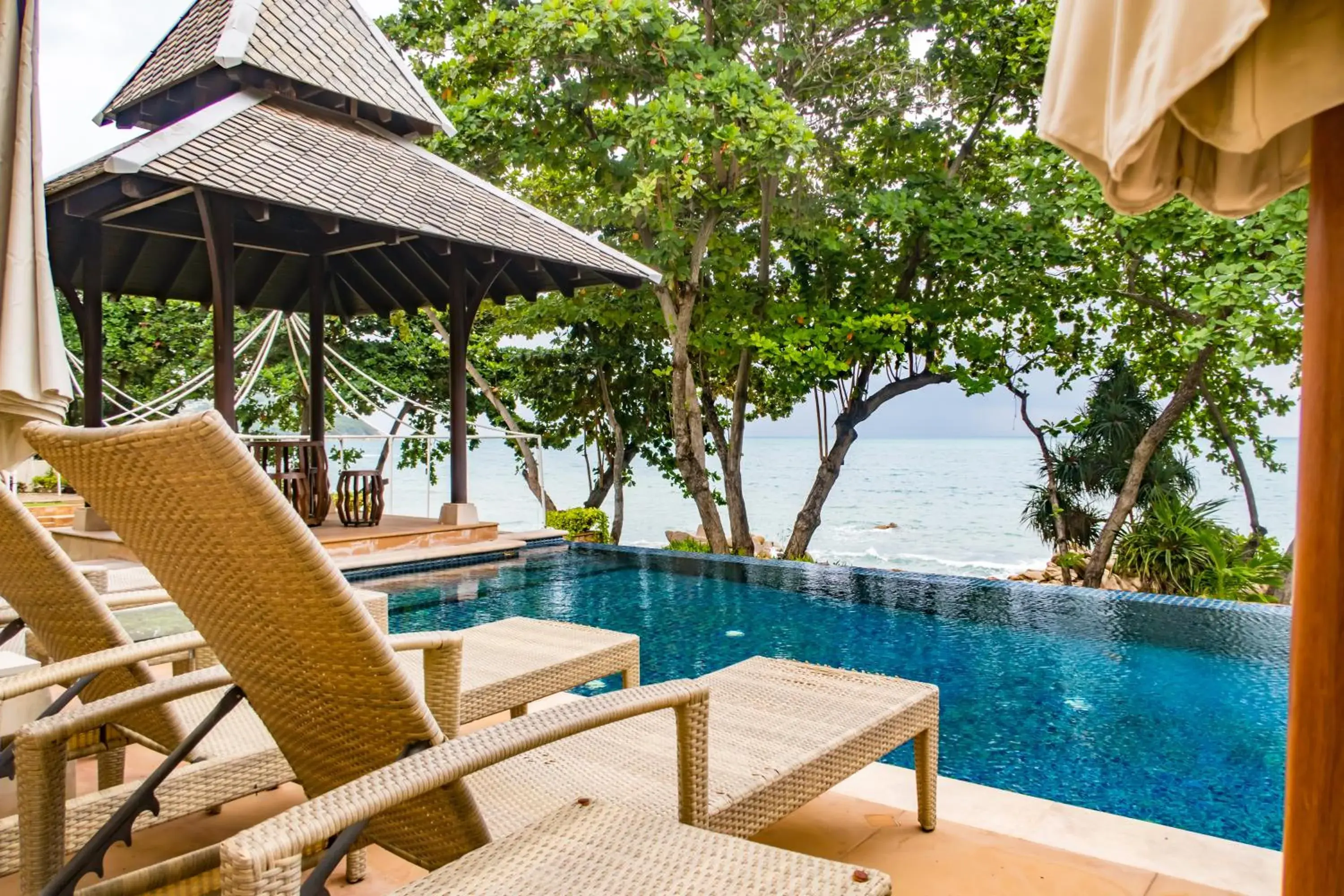 Swimming pool in Pawanthorn Samui - SHA Plus Swimming pool in Pawanthorn Samui - SHA Plus