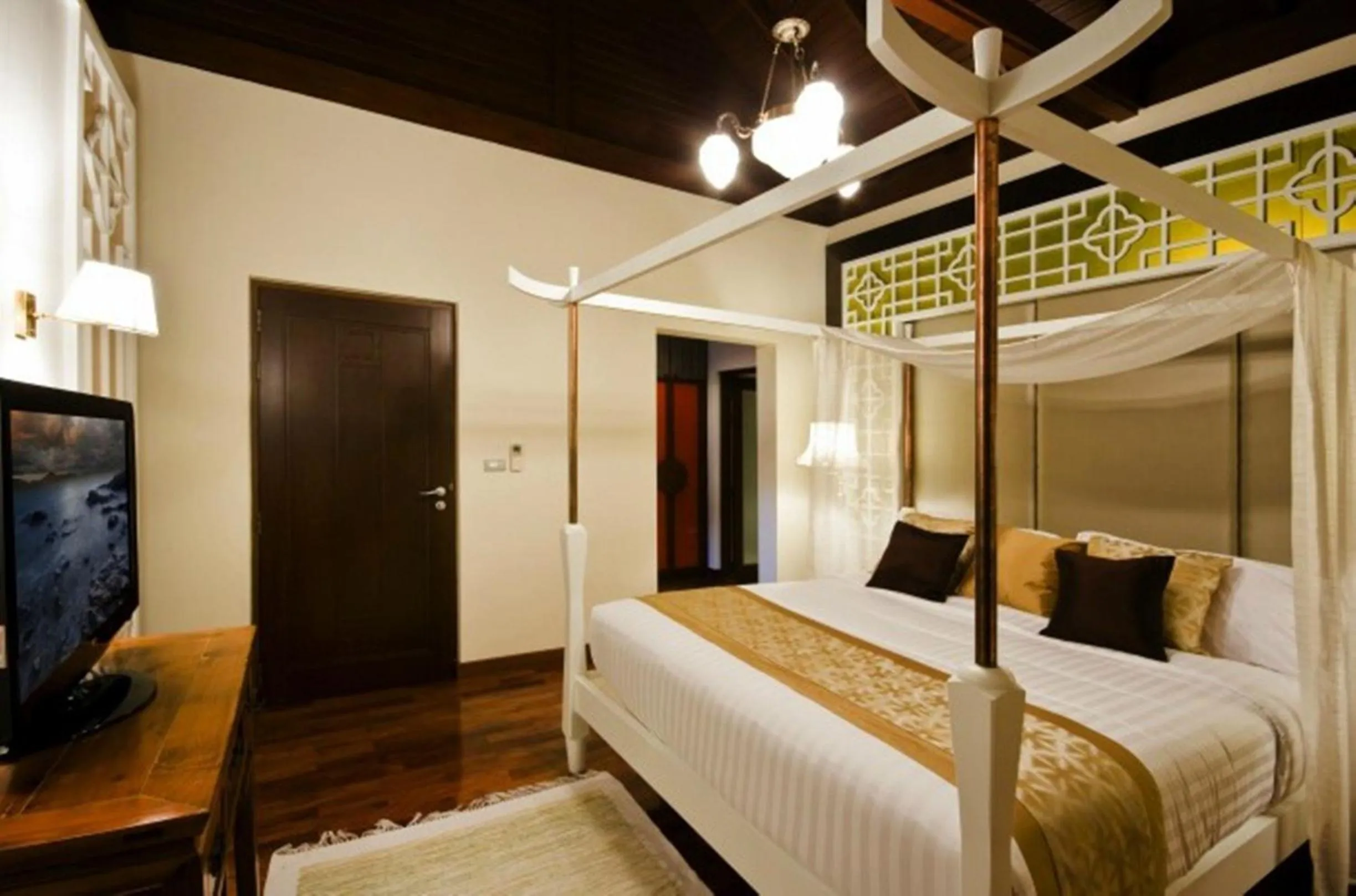 Bedroom, Bed in Pawanthorn Samui - SHA Plus