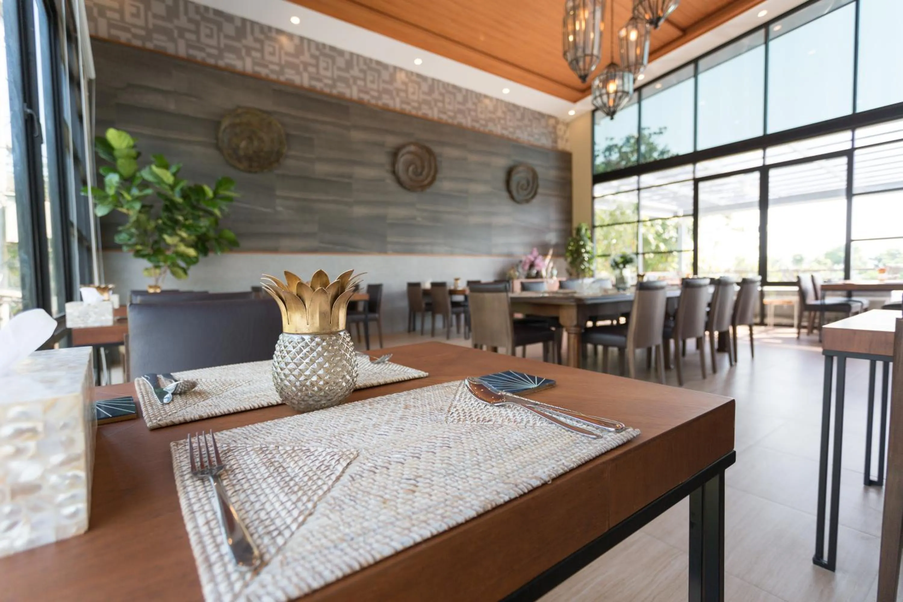 Restaurant/places to eat in Pawanthorn Samui - SHA Plus