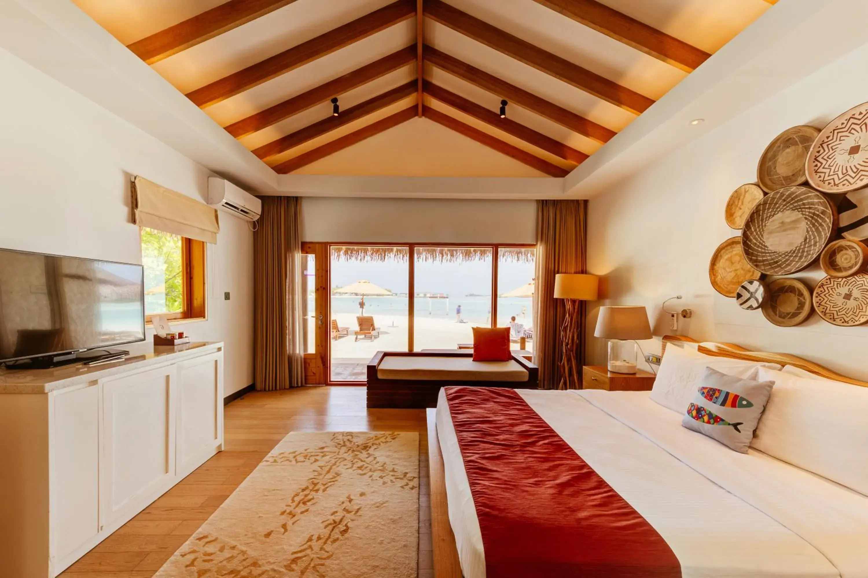 Photo of the whole room, Bed in Cinnamon Dhonveli Maldives - Free One-Way Speedboat and 02 Kids Under 12 Stay & Dine Free Photo of the whole room, Bed in Cinnamon Dhonveli Maldives - Free One-Way Speedboat and 02 Kids Under 12 Stay & Dine Free