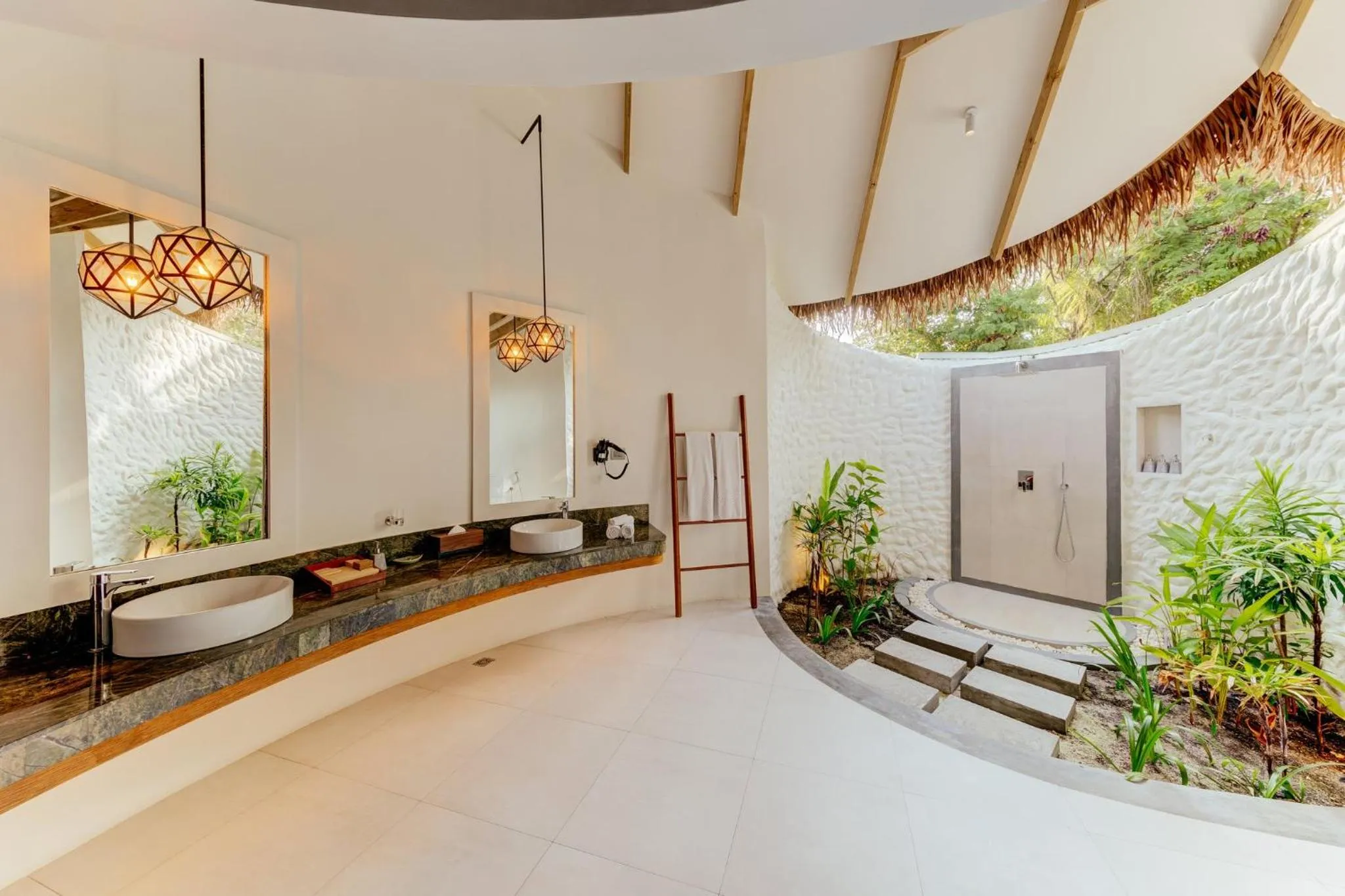 Bathroom in Cinnamon Dhonveli Maldives