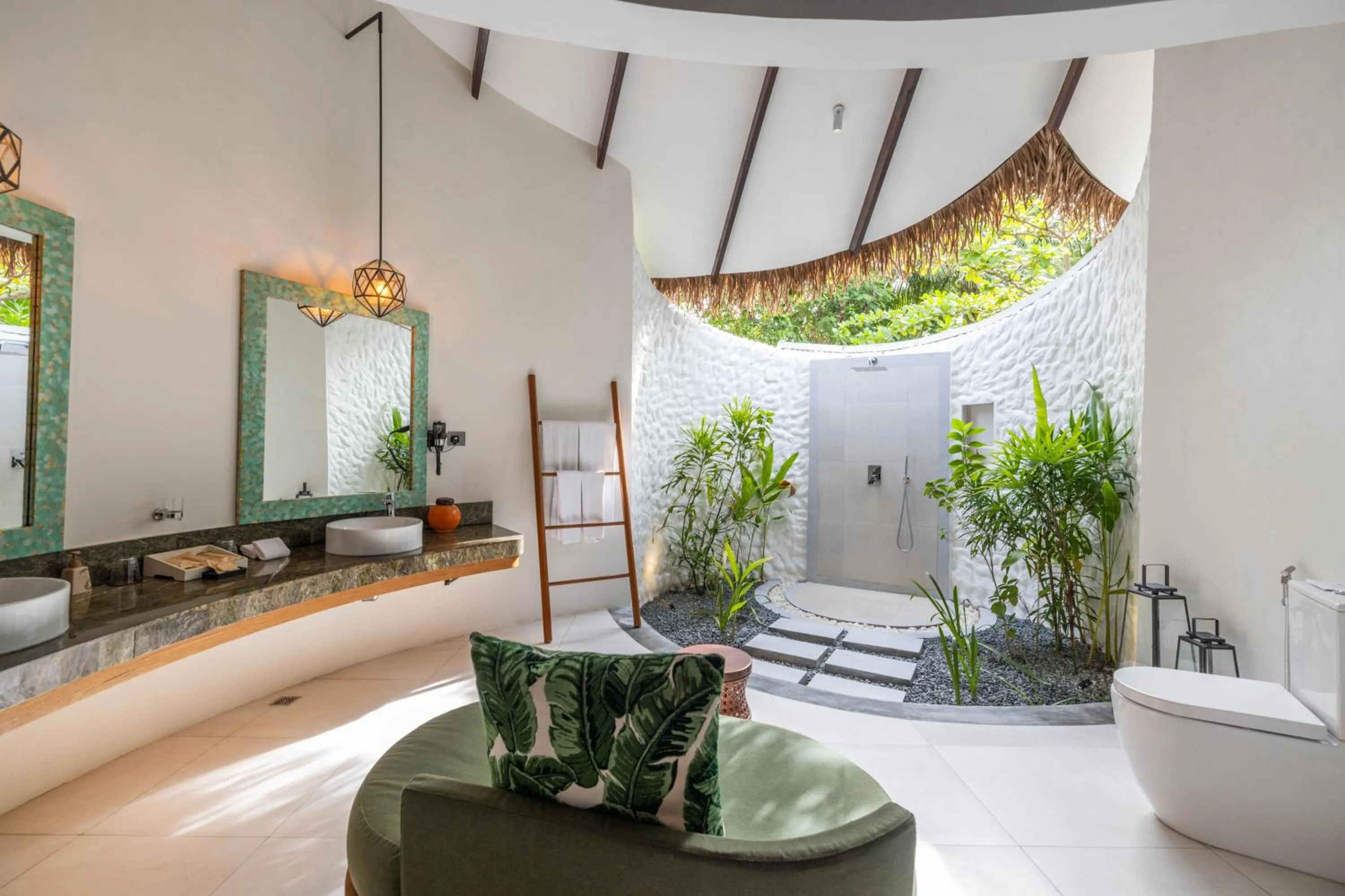 Cinnamon Dhonveli Maldives