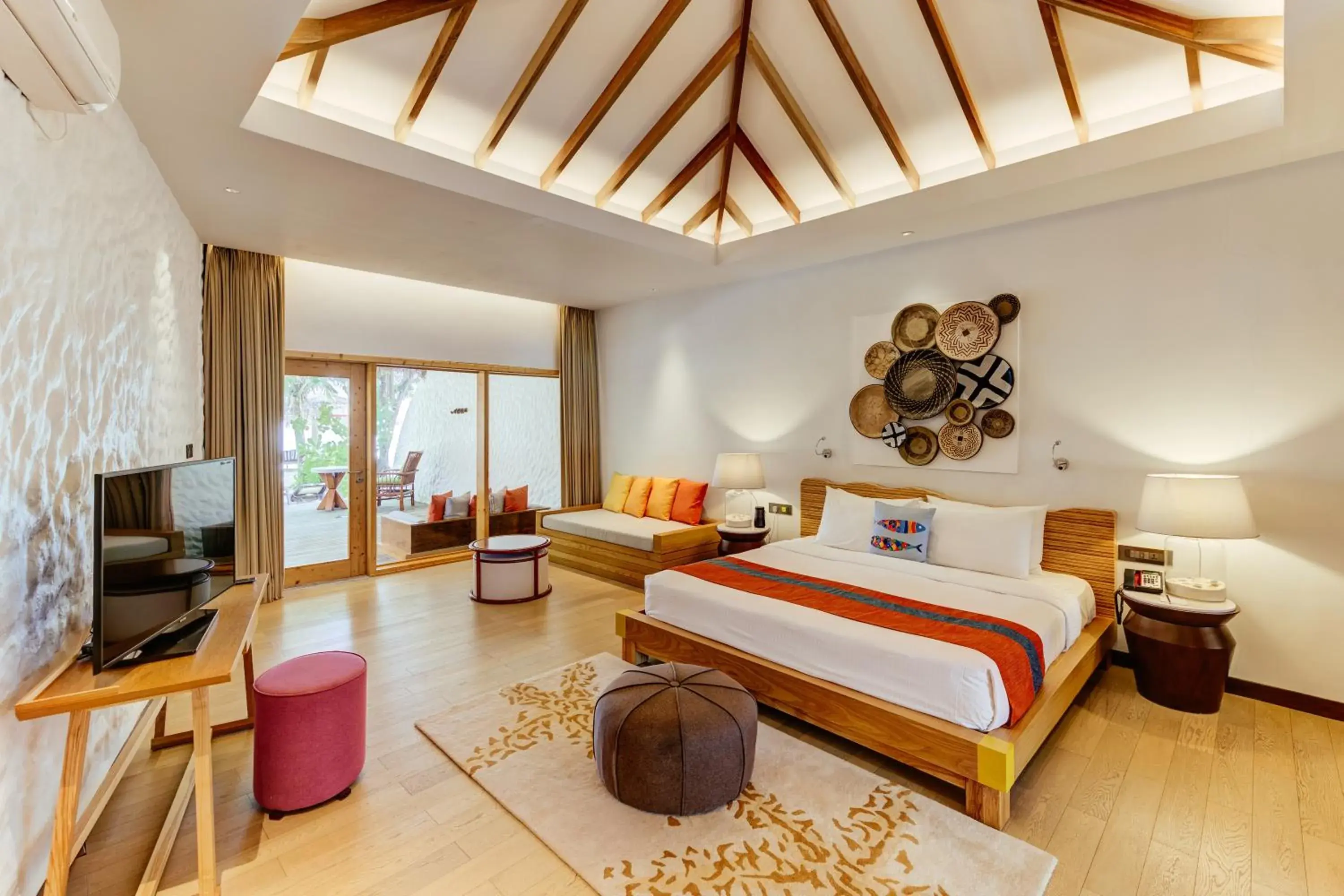 Photo of the whole room, Bed in Cinnamon Dhonveli Maldives - Free One-Way Speedboat and 02 Kids Under 12 Stay & Dine Free Photo of the whole room, Bed in Cinnamon Dhonveli Maldives - Free One-Way Speedboat and 02 Kids Under 12 Stay & Dine Free