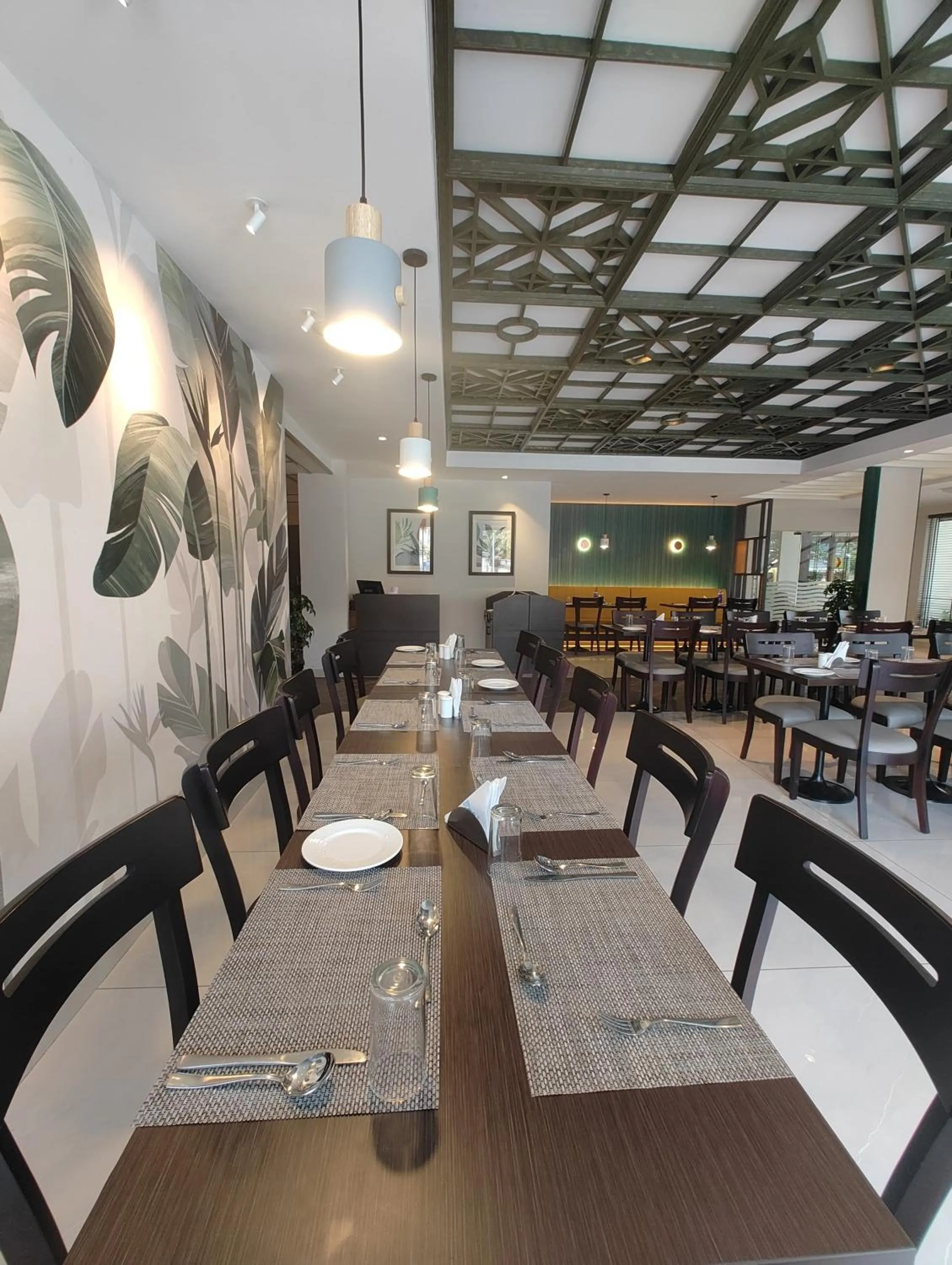 Restaurant/places to eat in Abad Fort