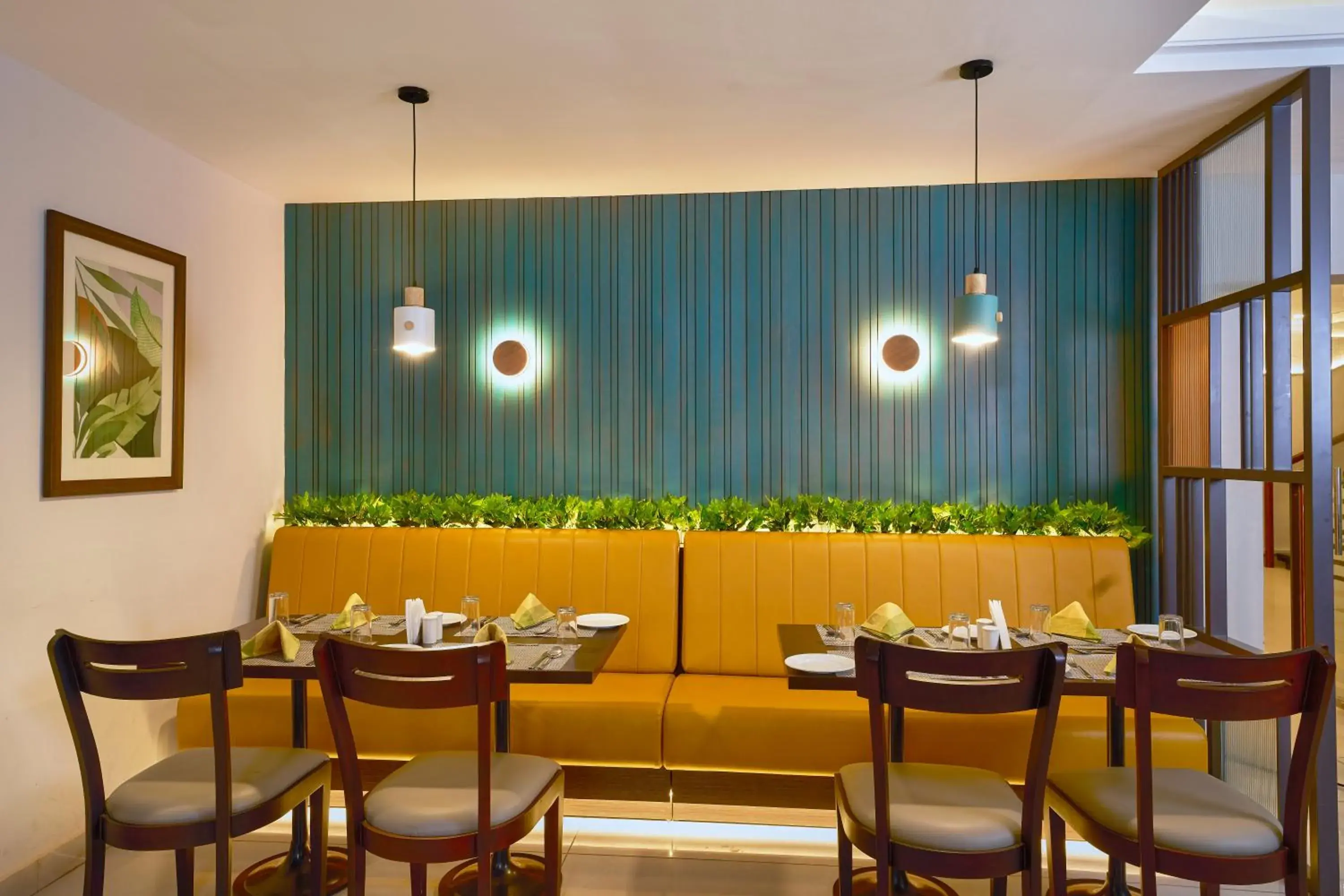 Restaurant/places to eat in Abad Fort Restaurant/places to eat in Abad Fort