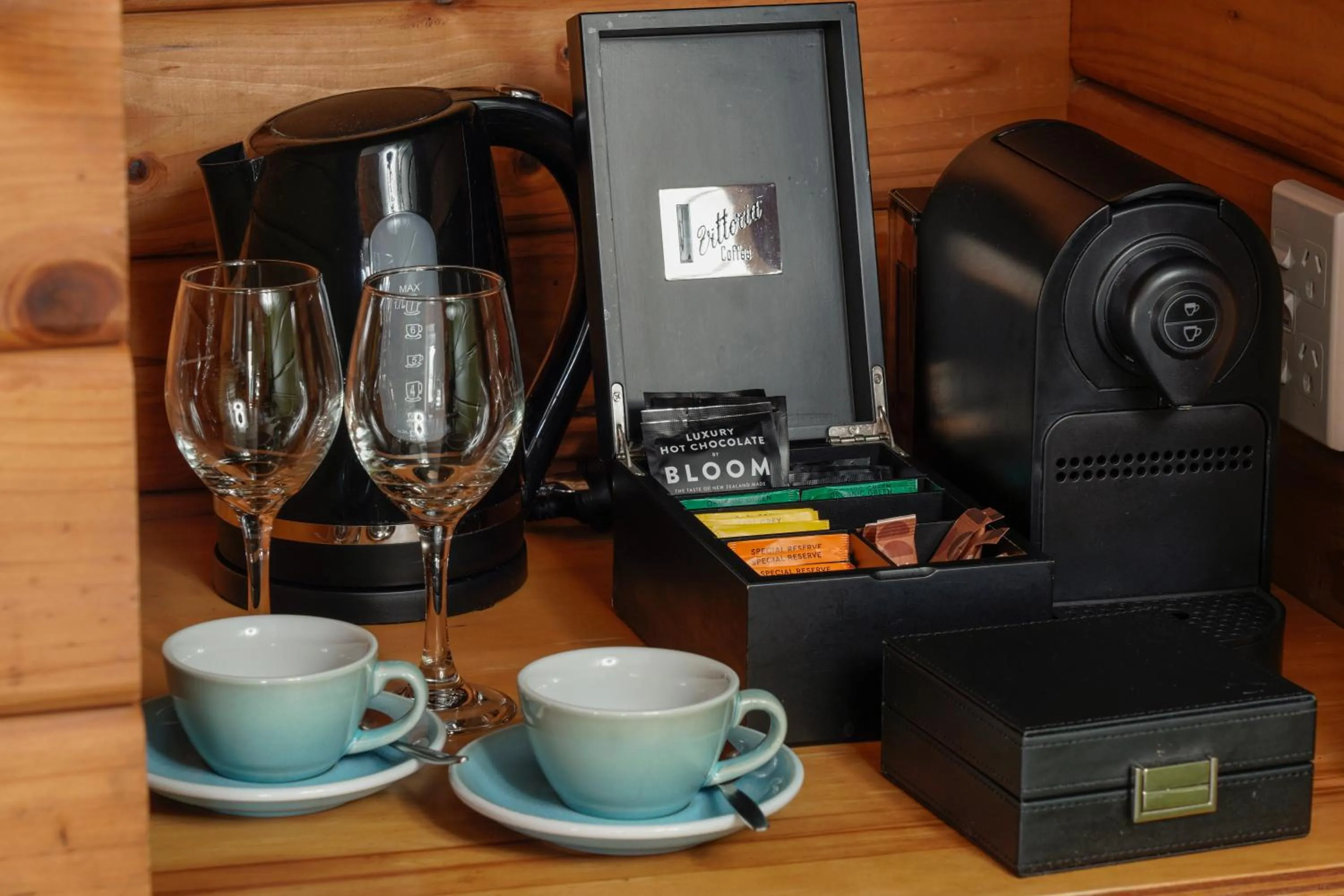 Coffee/tea facilities in The Portage Resort