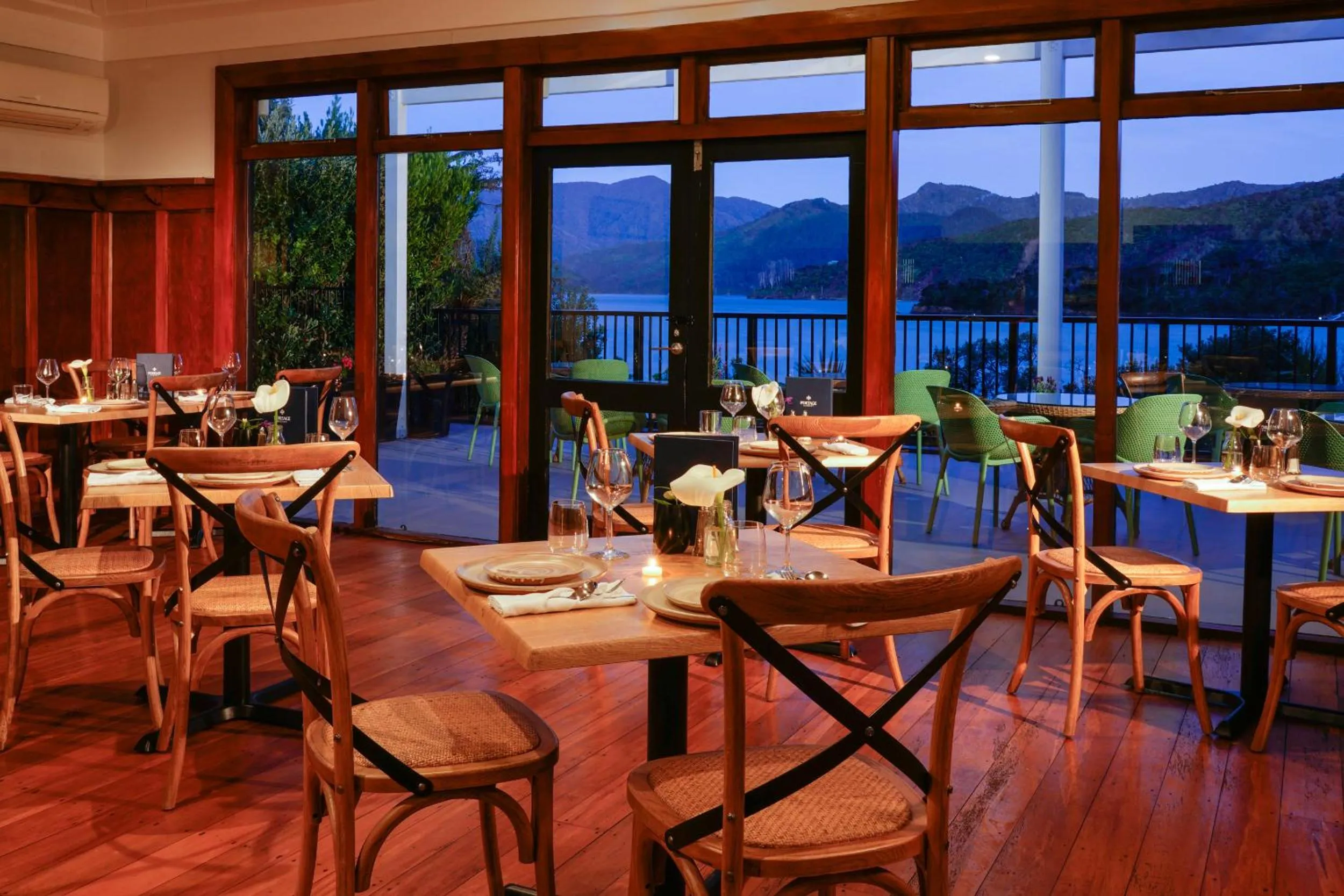 Restaurant/places to eat in The Portage Resort