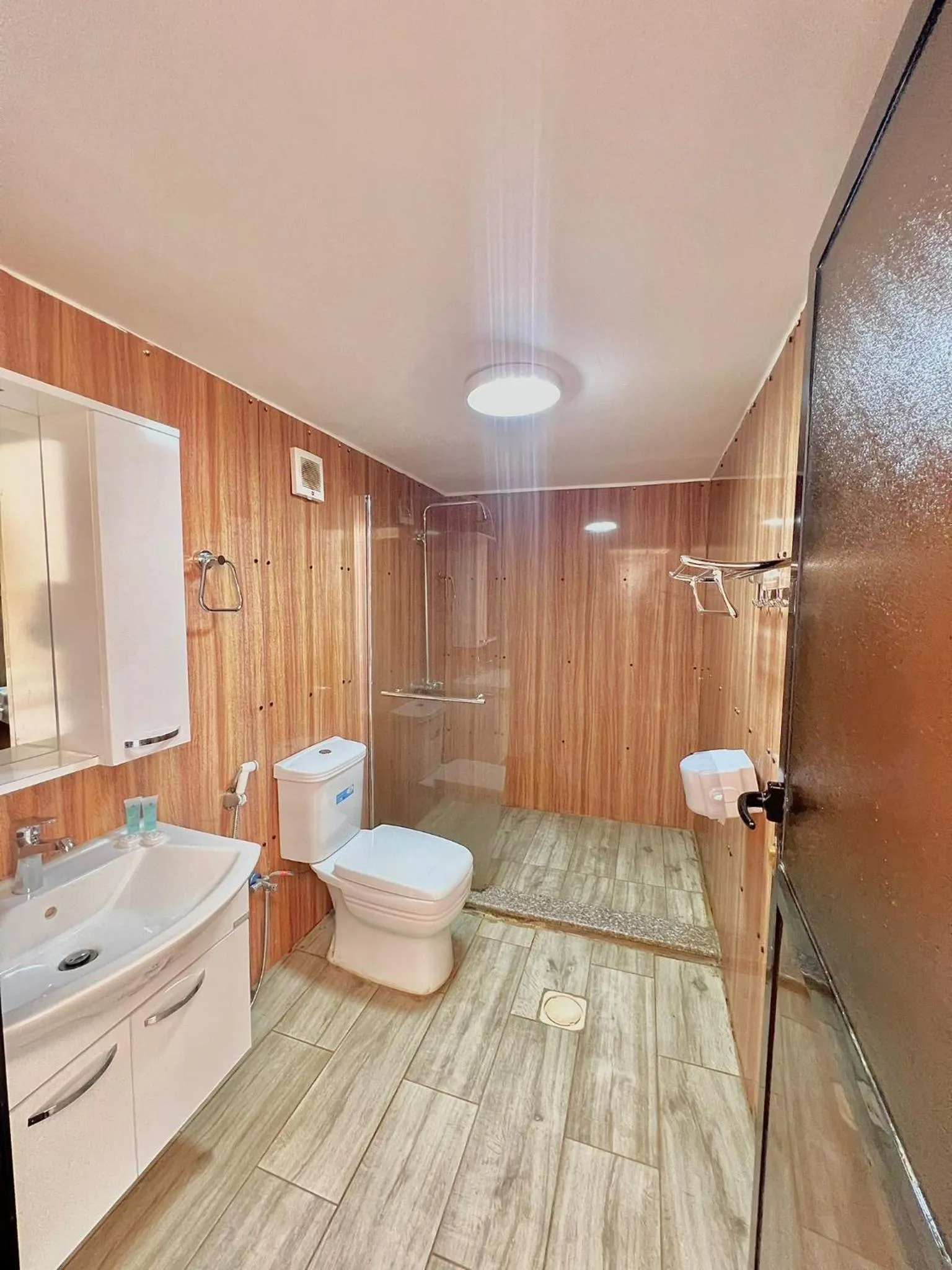 Shower in Hasan Zawaideh Camp