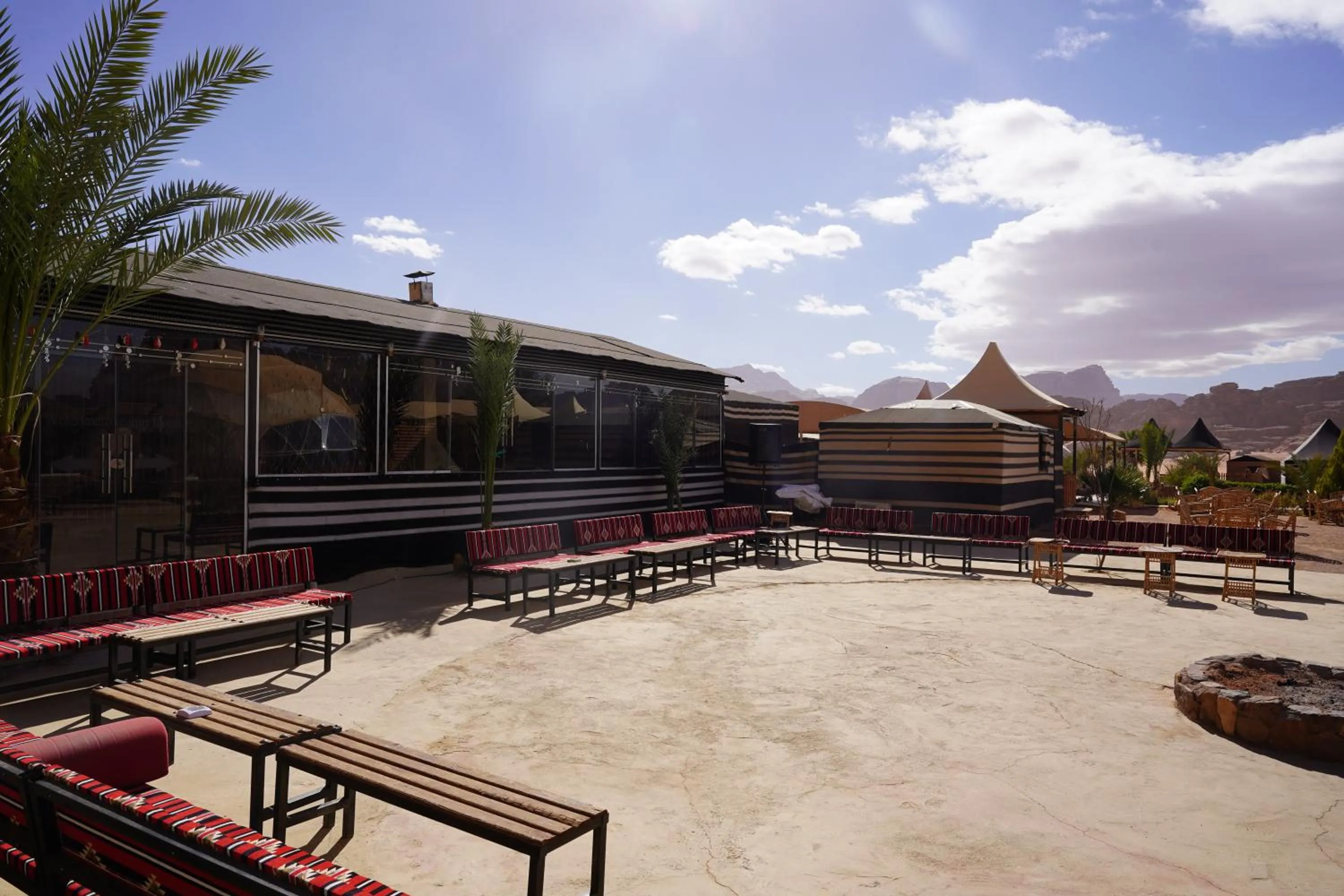 Restaurant/places to eat in Hasan Zawaideh Camp