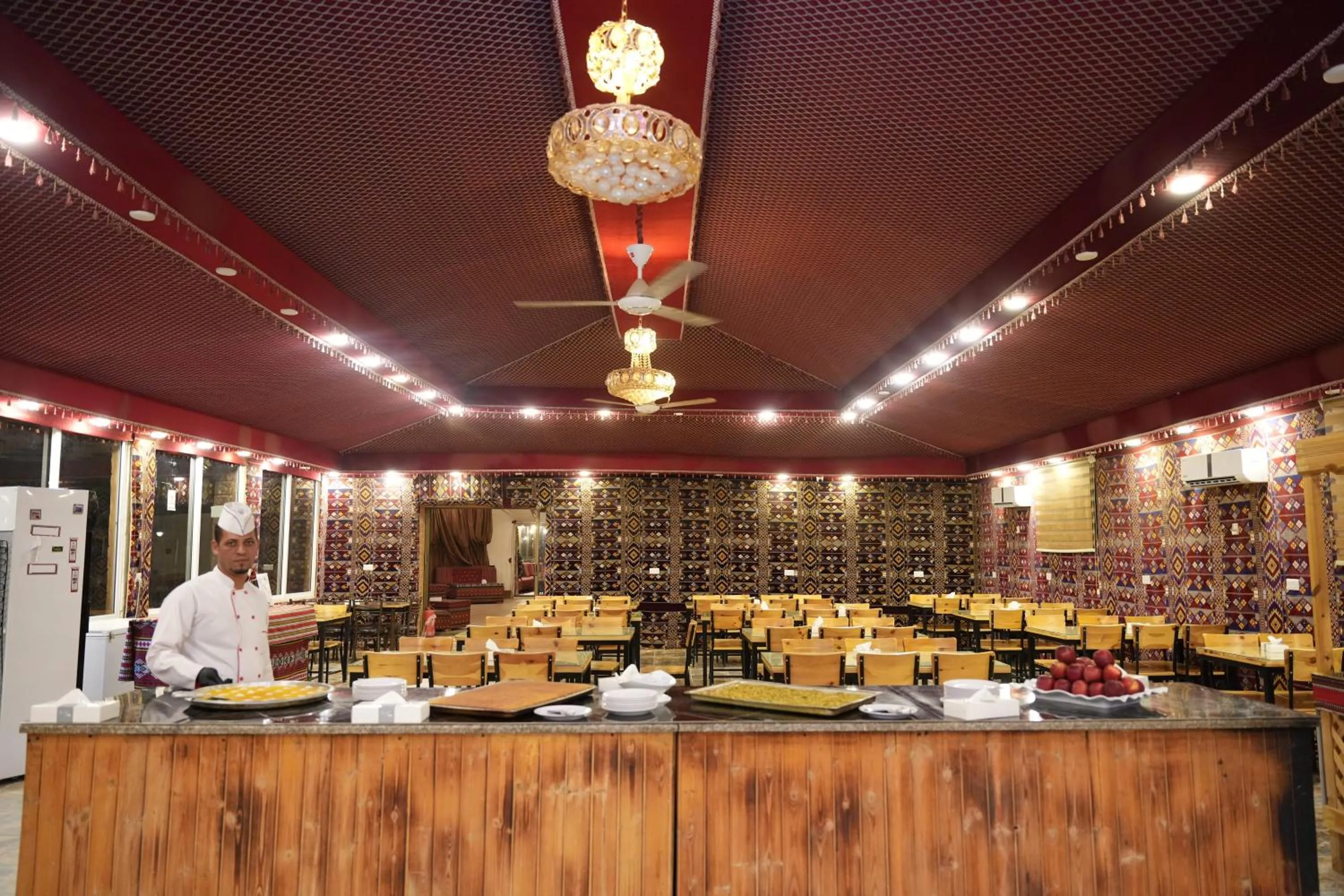 Restaurant/places to eat in Hasan Zawaideh Camp