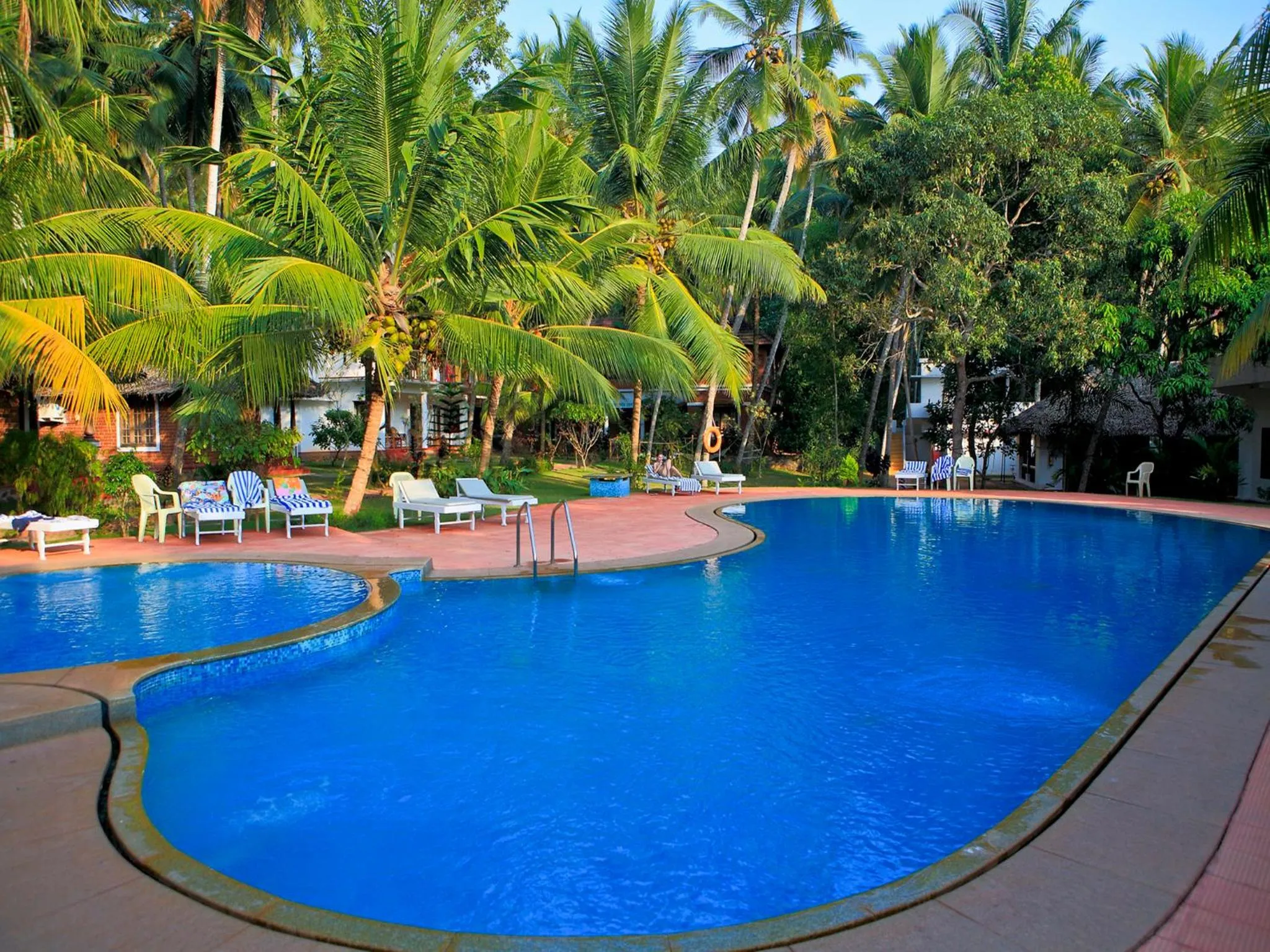 Swimming pool in Abad Harmonia Ayurvedic Beach Resort