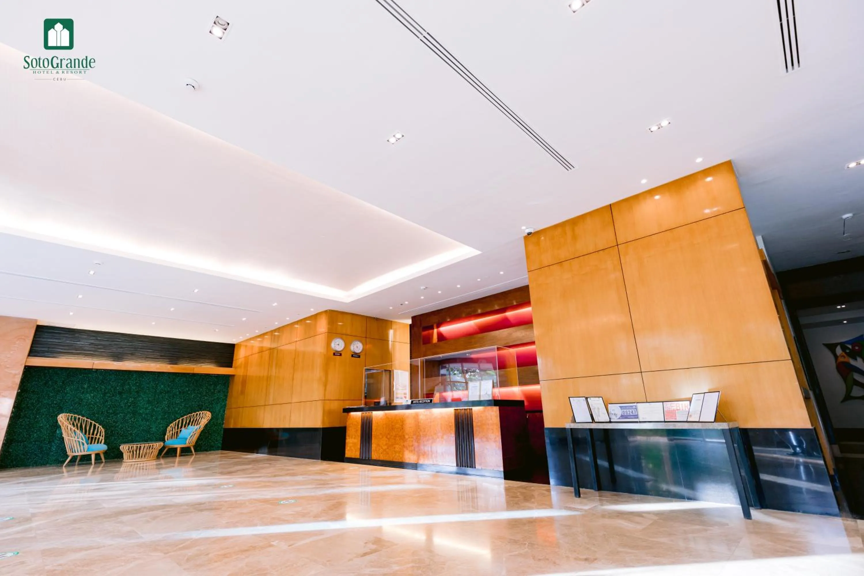 Lobby or reception in Sotogrande Hotel and Resort