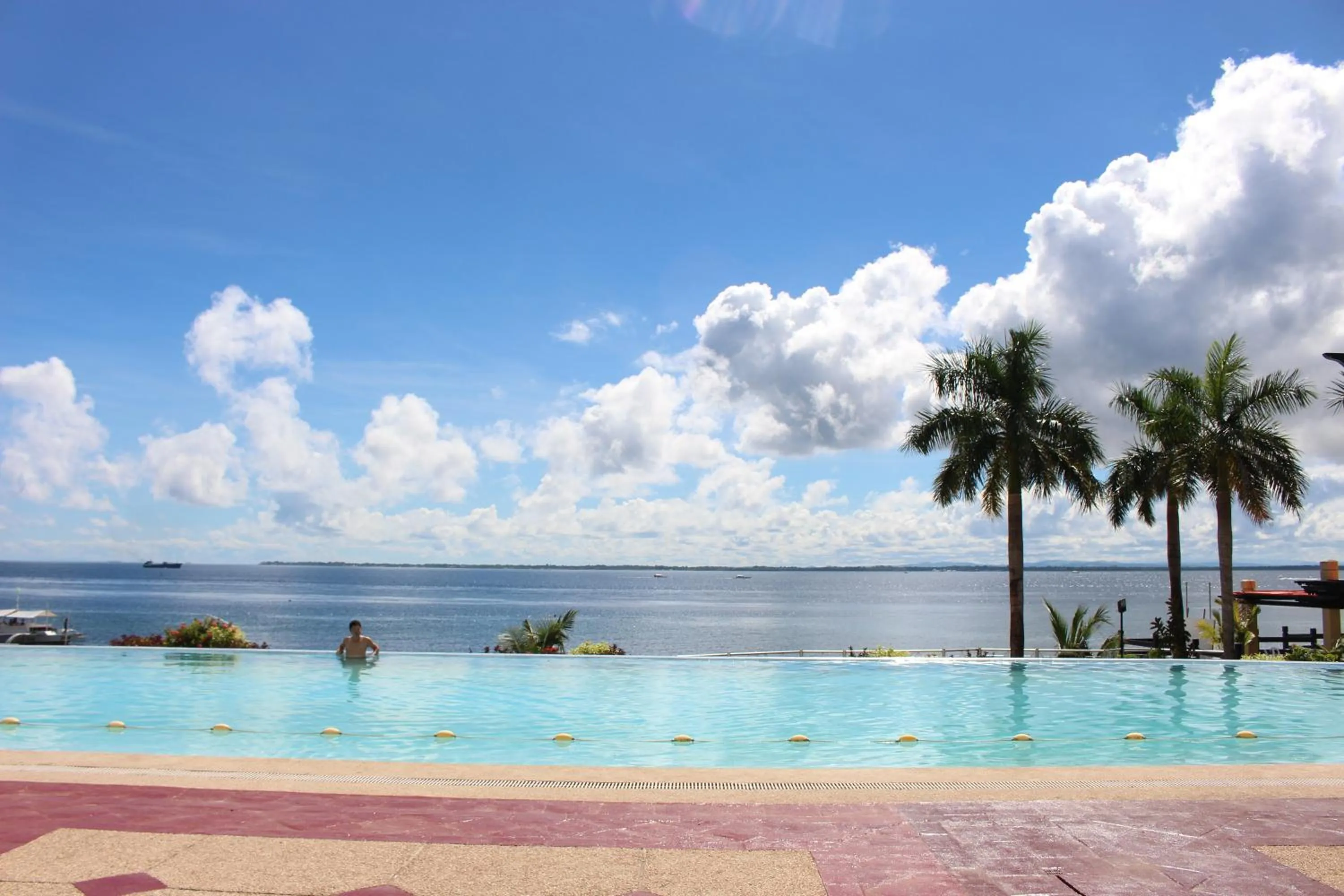 Day in Sotogrande Hotel and Resort