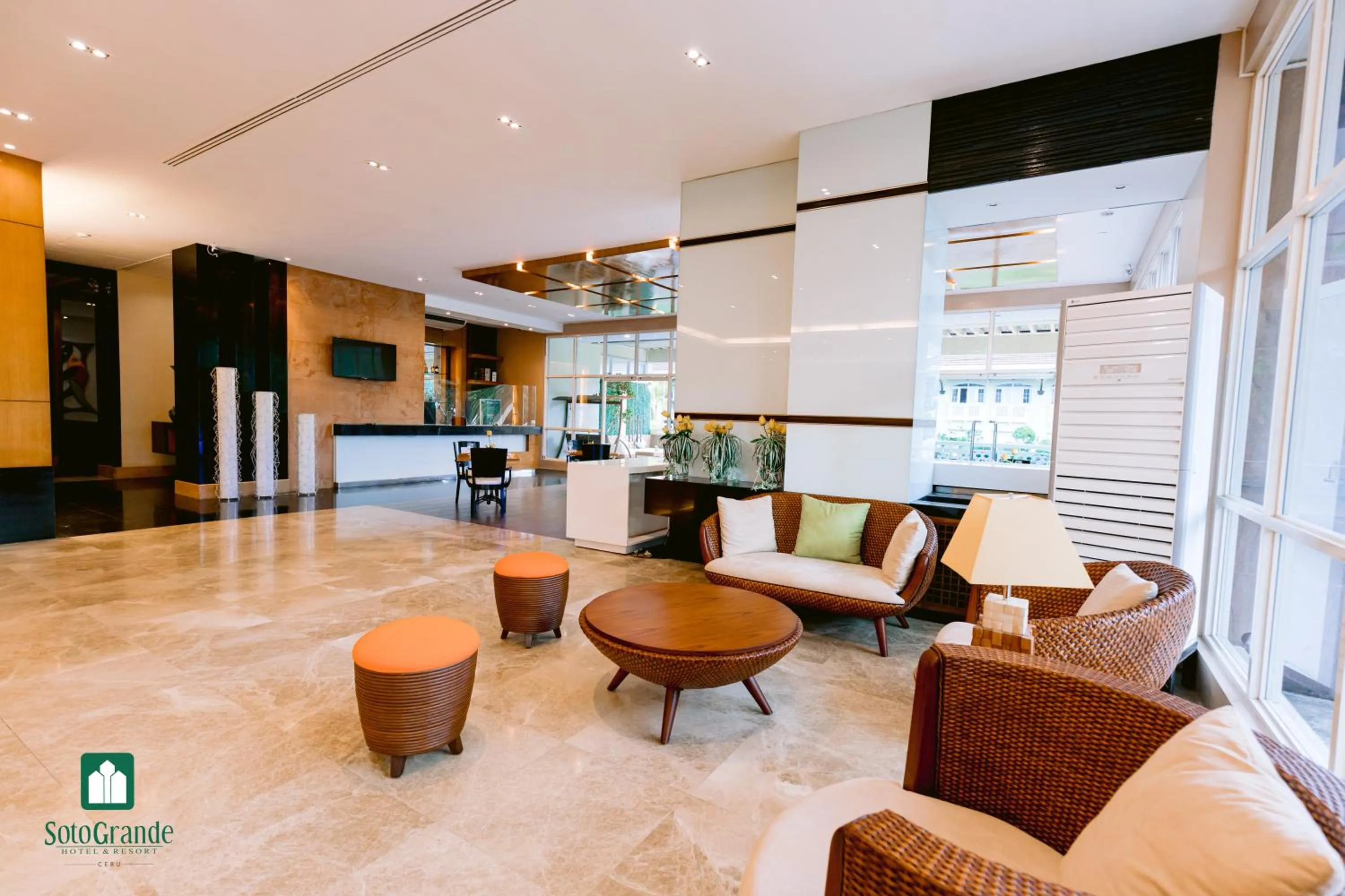 Lobby or reception in Sotogrande Hotel and Resort