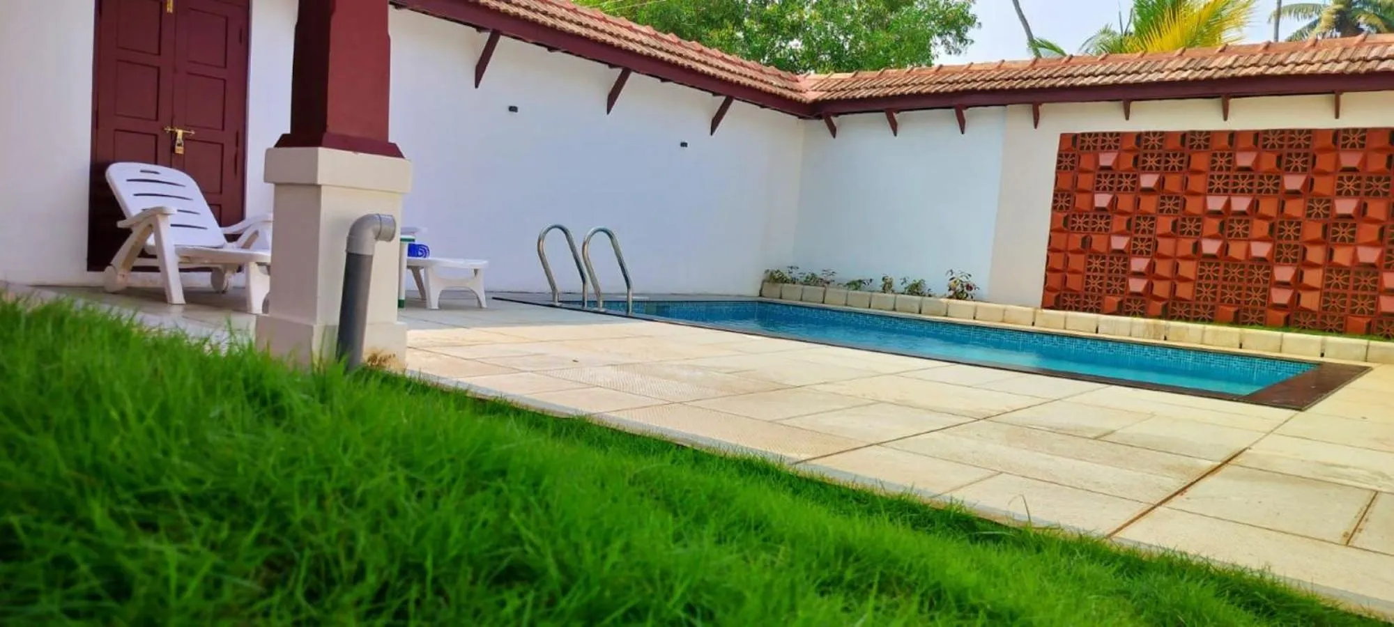 Pool view in Abad Turtle Beach