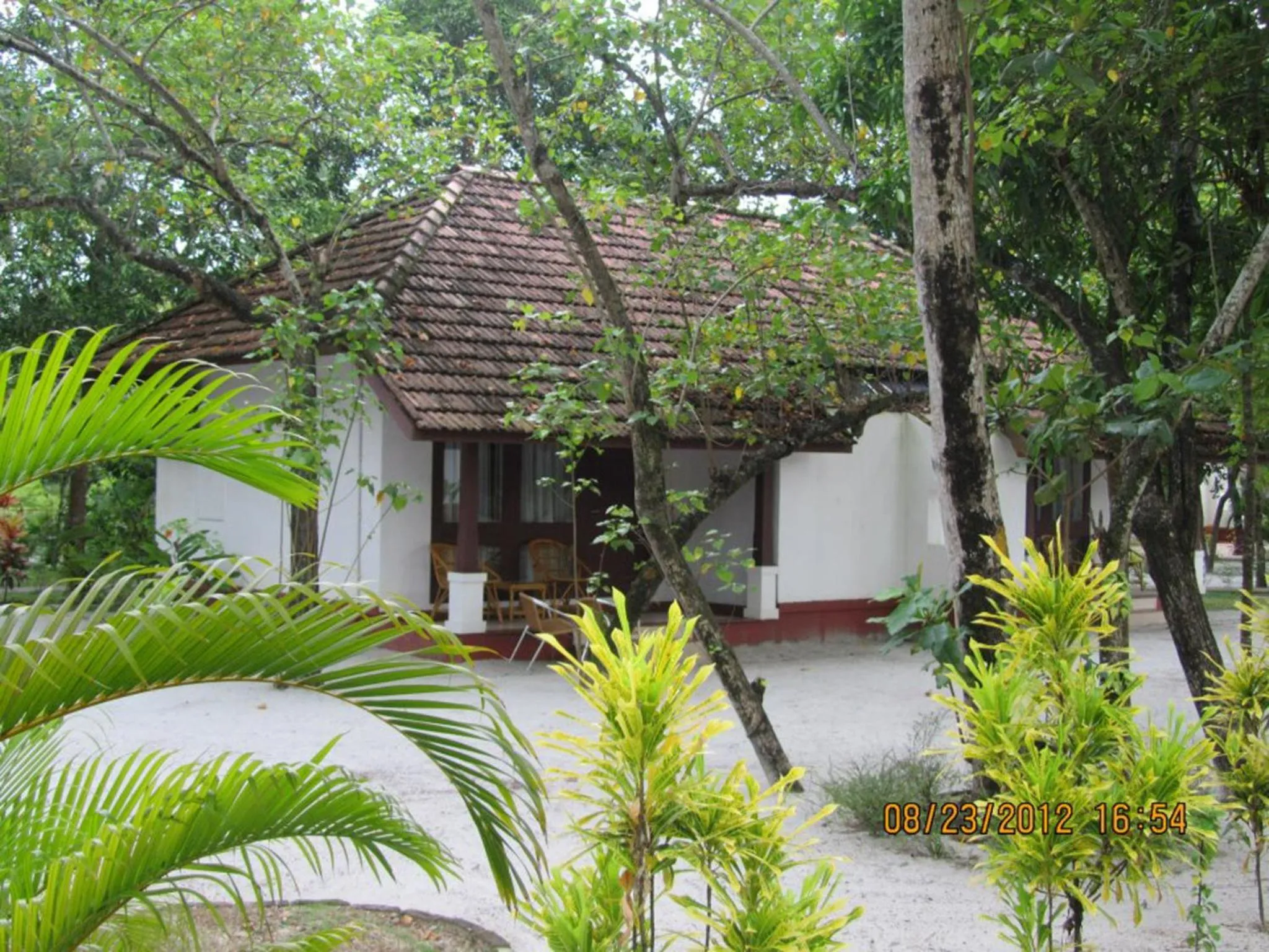 Property building in Abad Turtle Beach