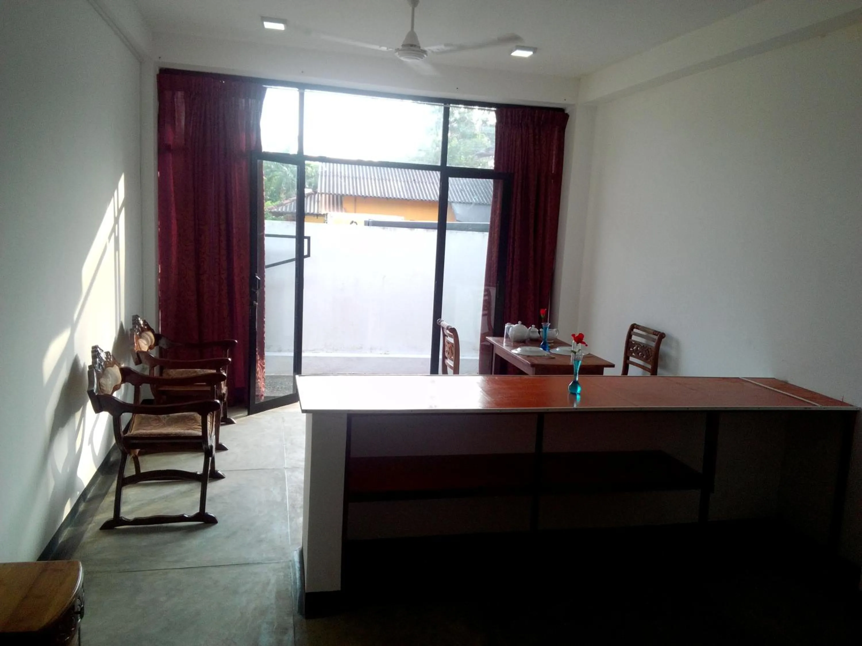 Property building in Villa Maleena