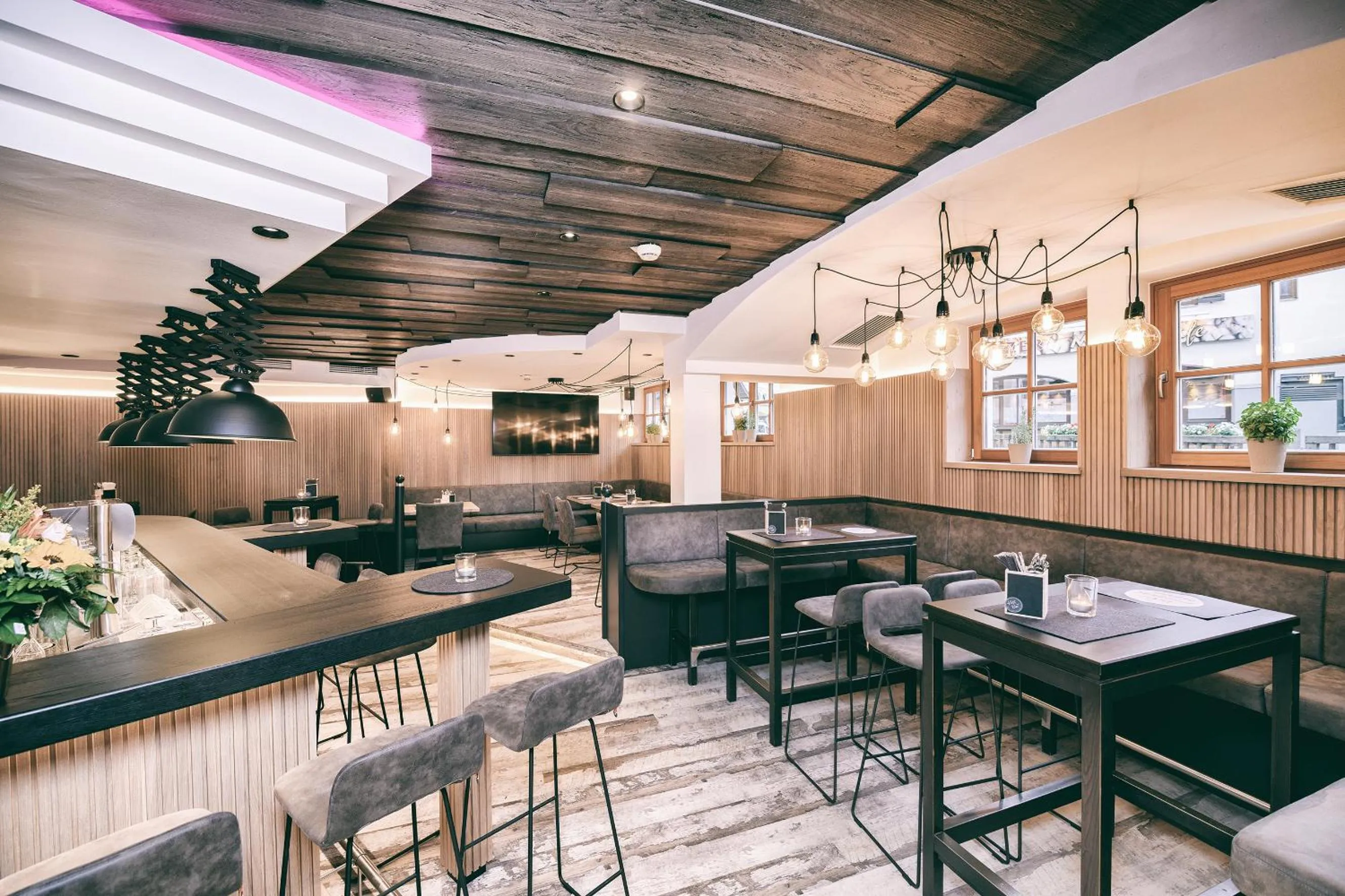 Restaurant/places to eat in Berg-Leben