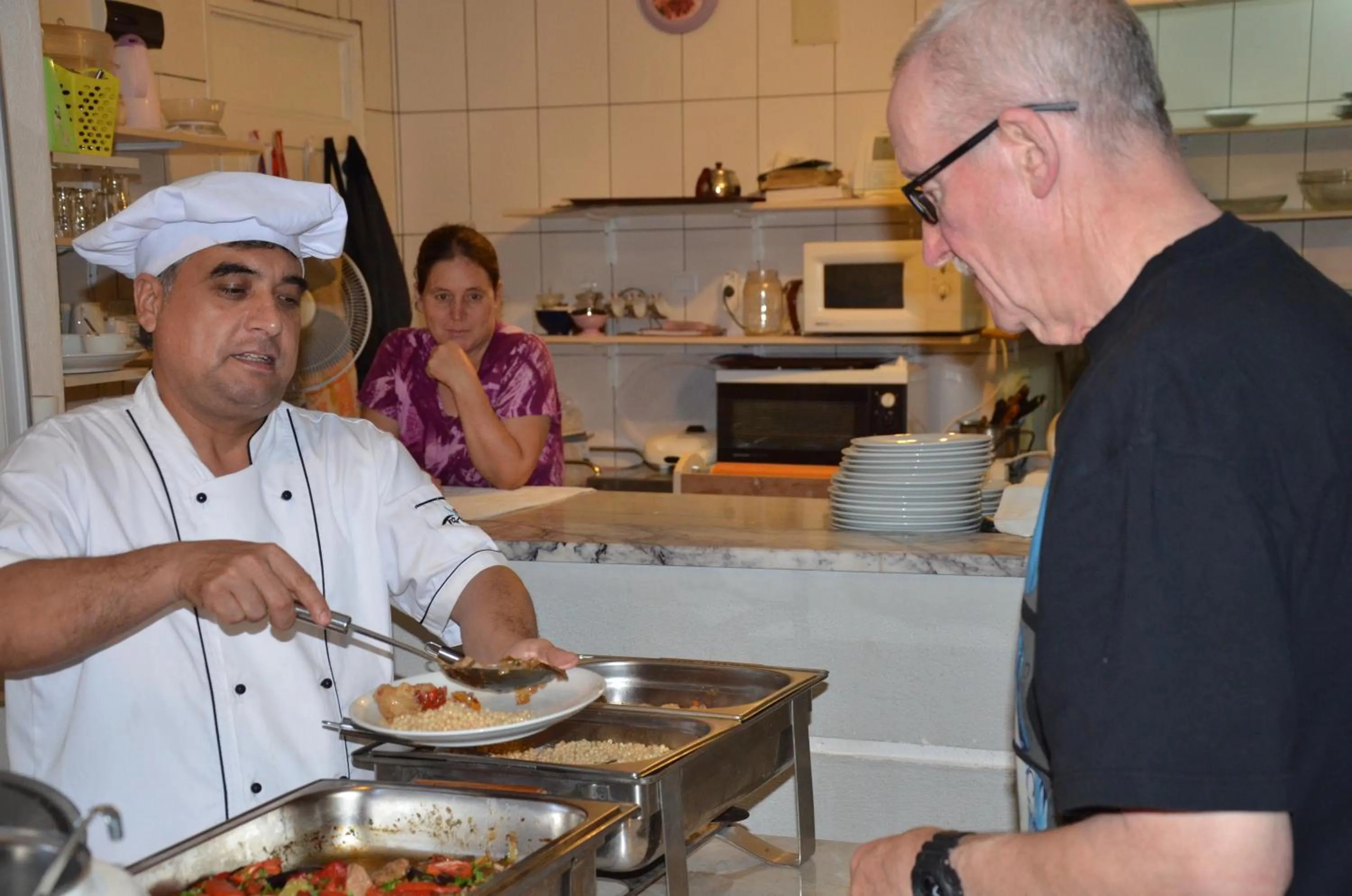 Restaurant/places to eat in Hotel Vanilla