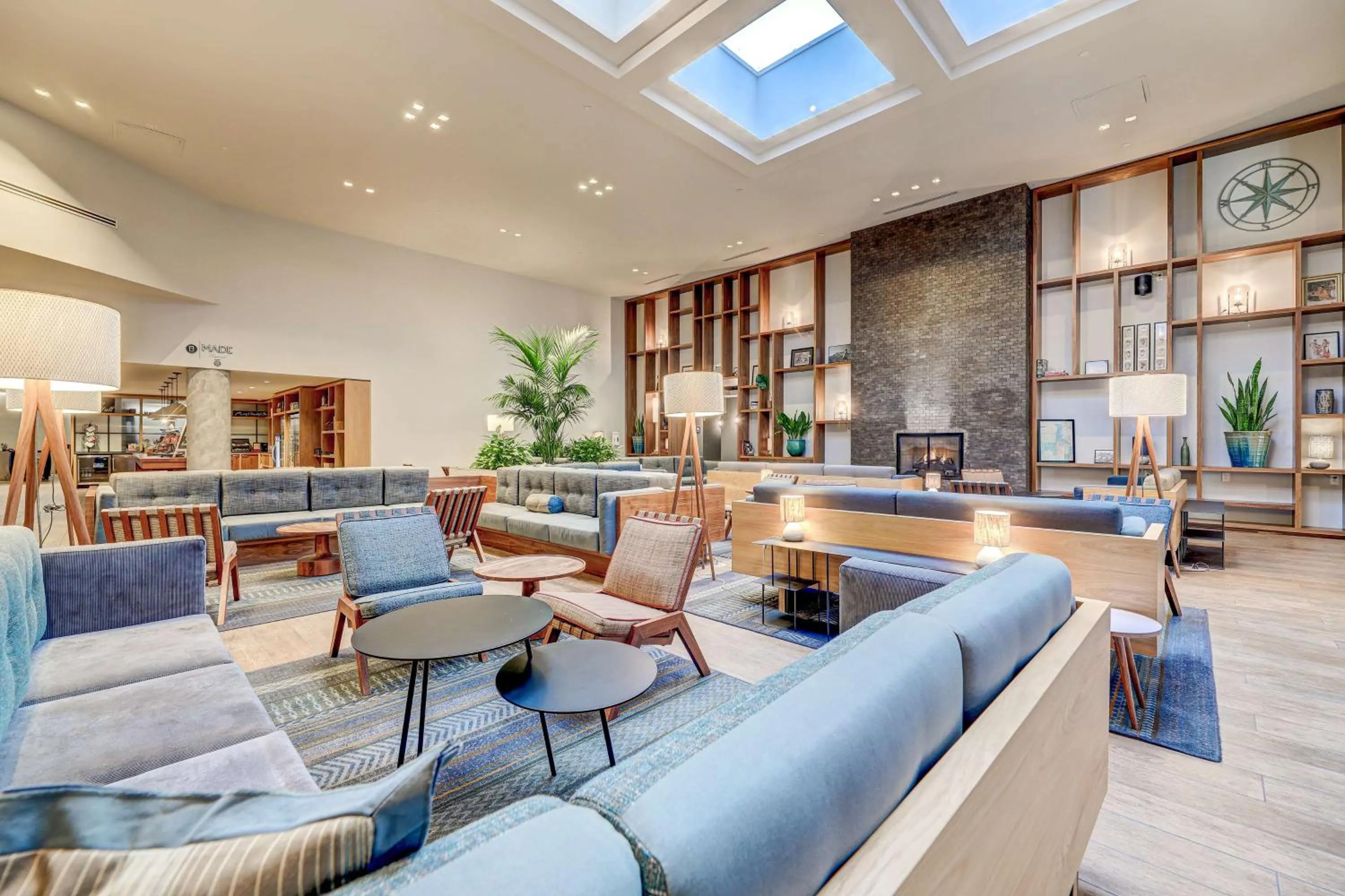 Lobby or reception in DoubleTree by Hilton Atlanta Northwest/Marietta