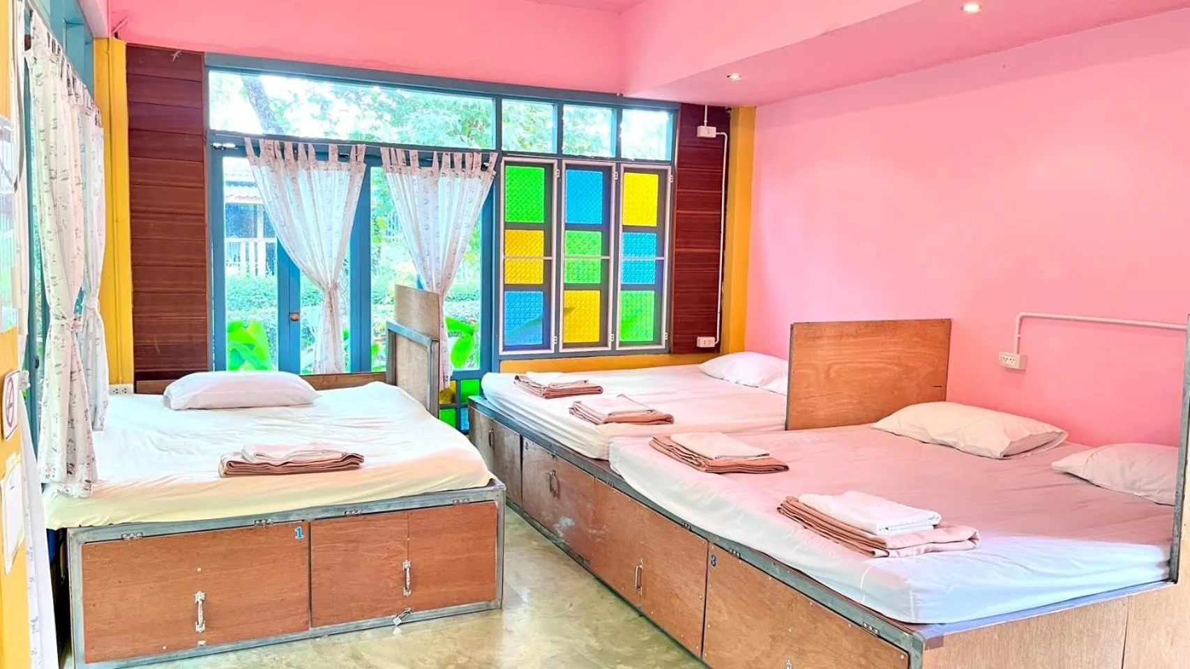 Bedroom, Bed in Pai Flora Resort