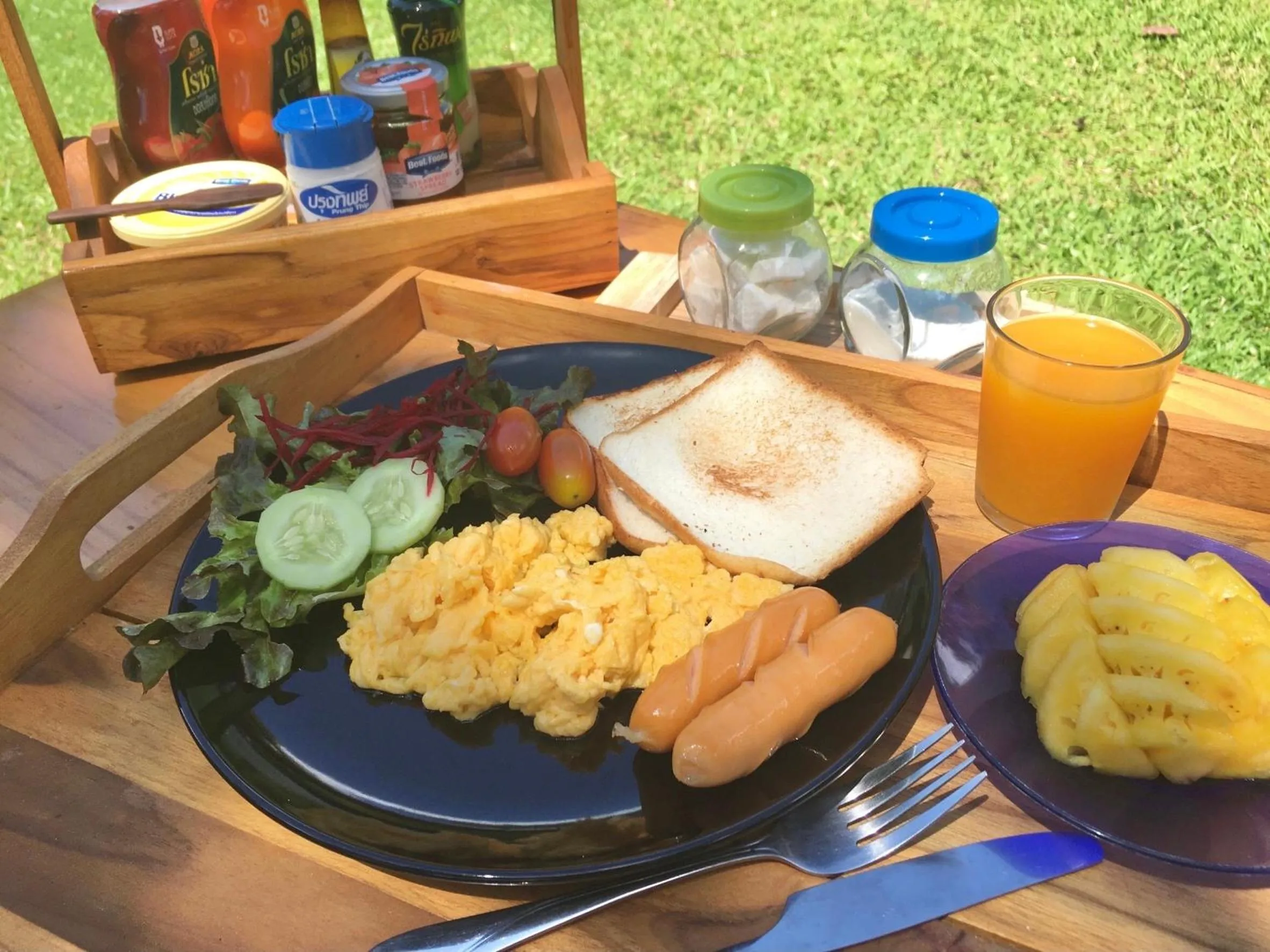 Food and drinks in Pai Flora Resort