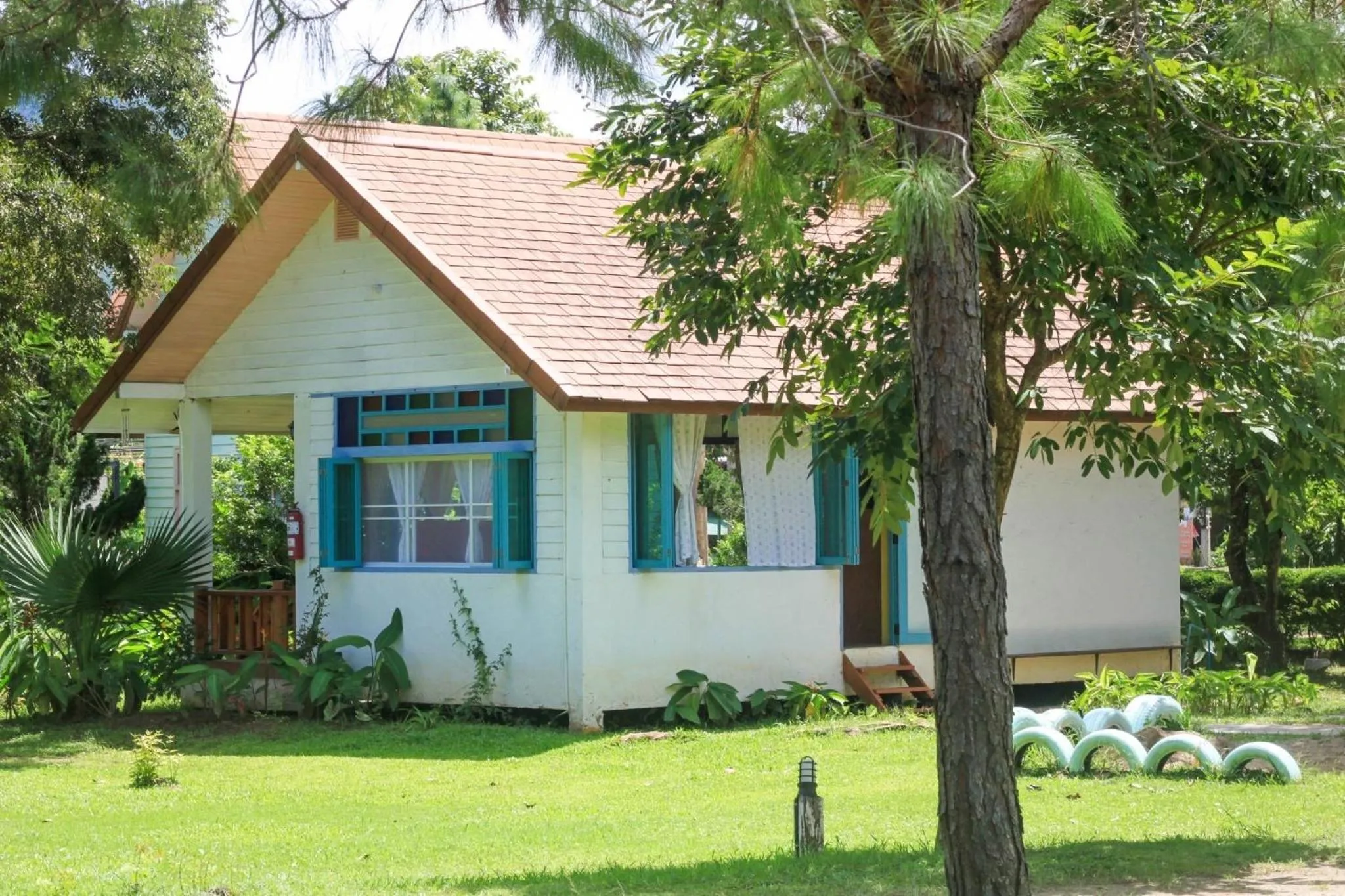 Property building in Pai Flora Resort