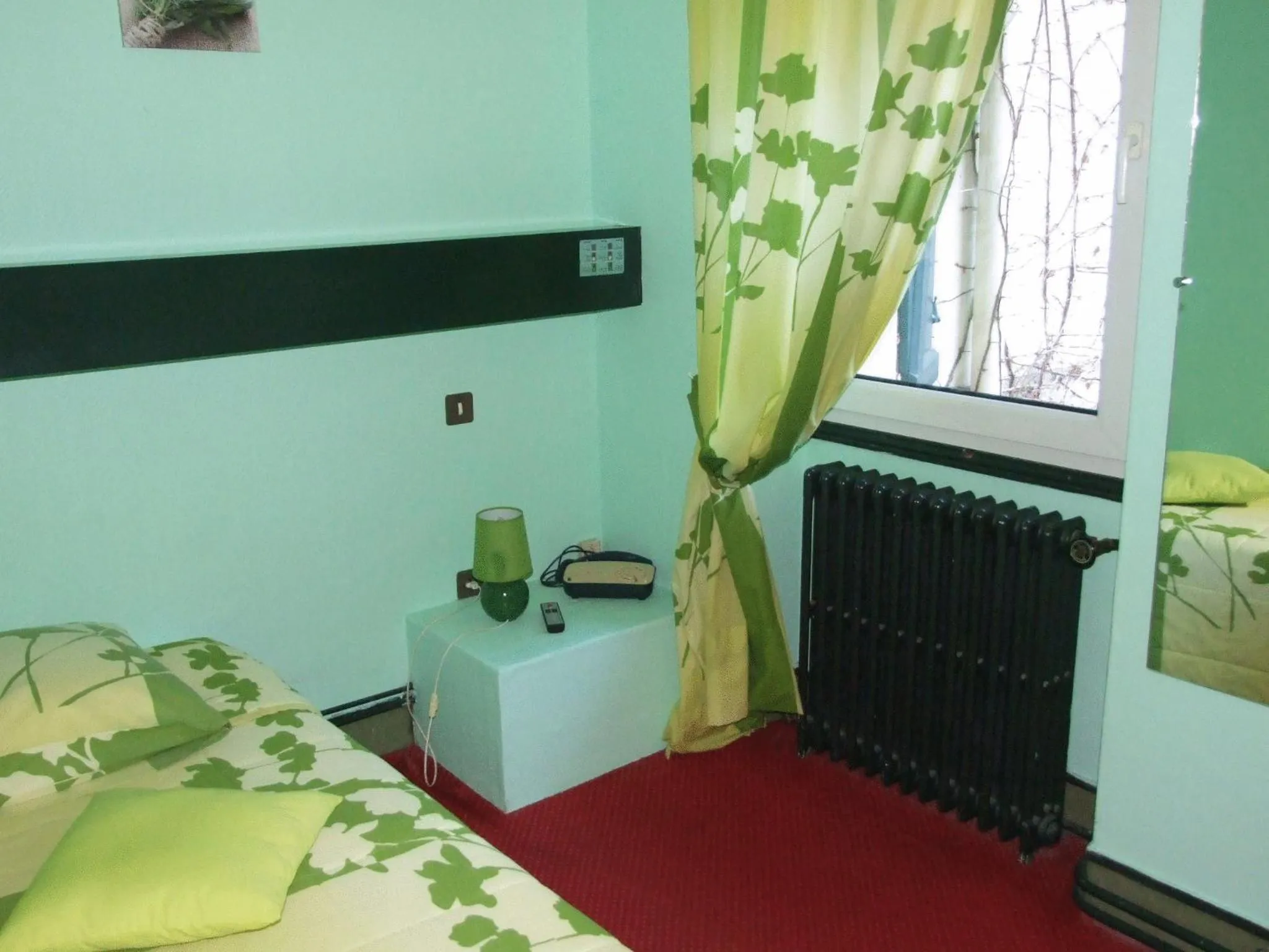 Bed in Hôtel du Val d'Aure