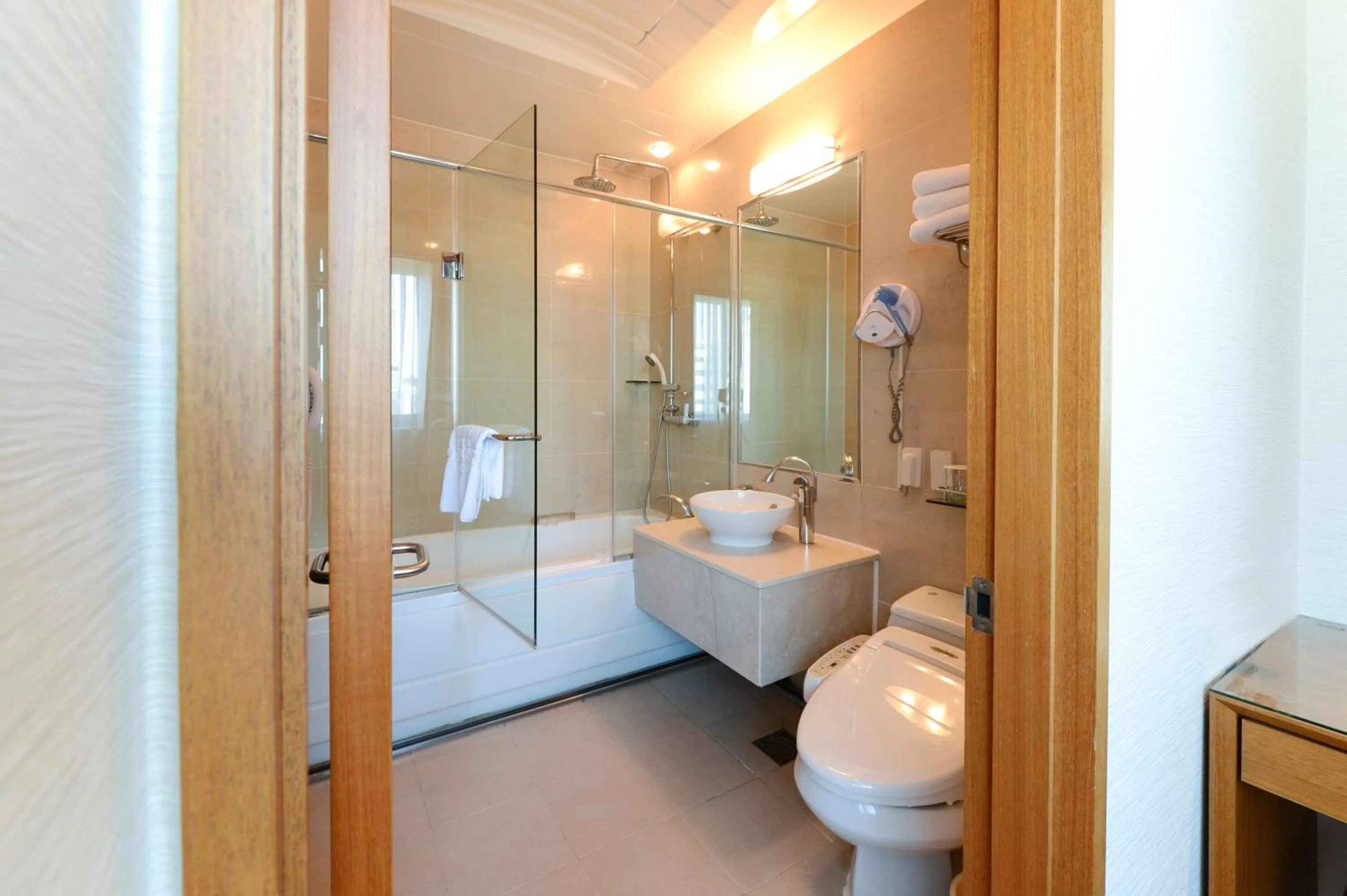 Bathroom in Hotel Prince Seoul