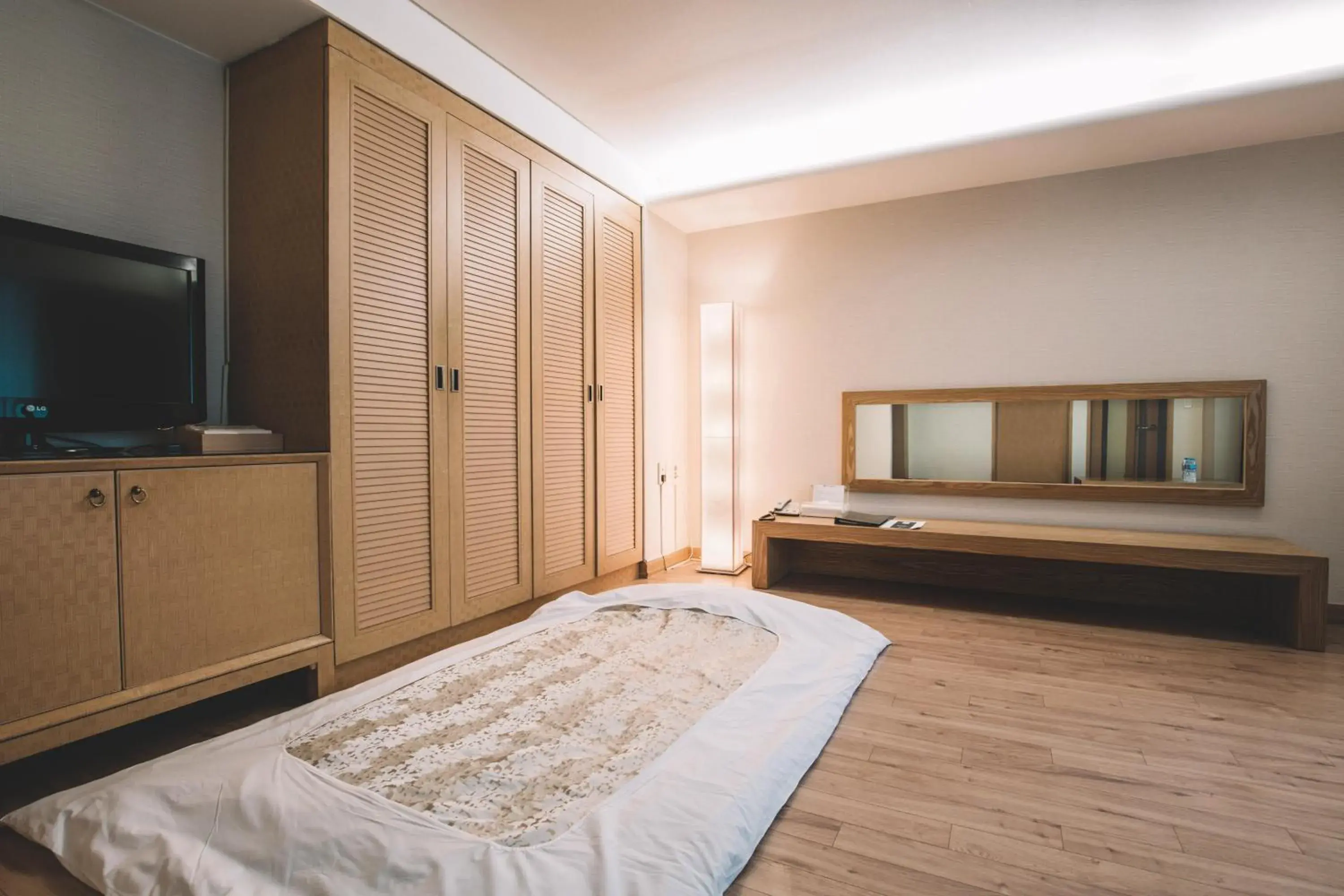 Bedroom, Bed in Hotel Prince Seoul Bedroom, Bed in Hotel Prince Seoul