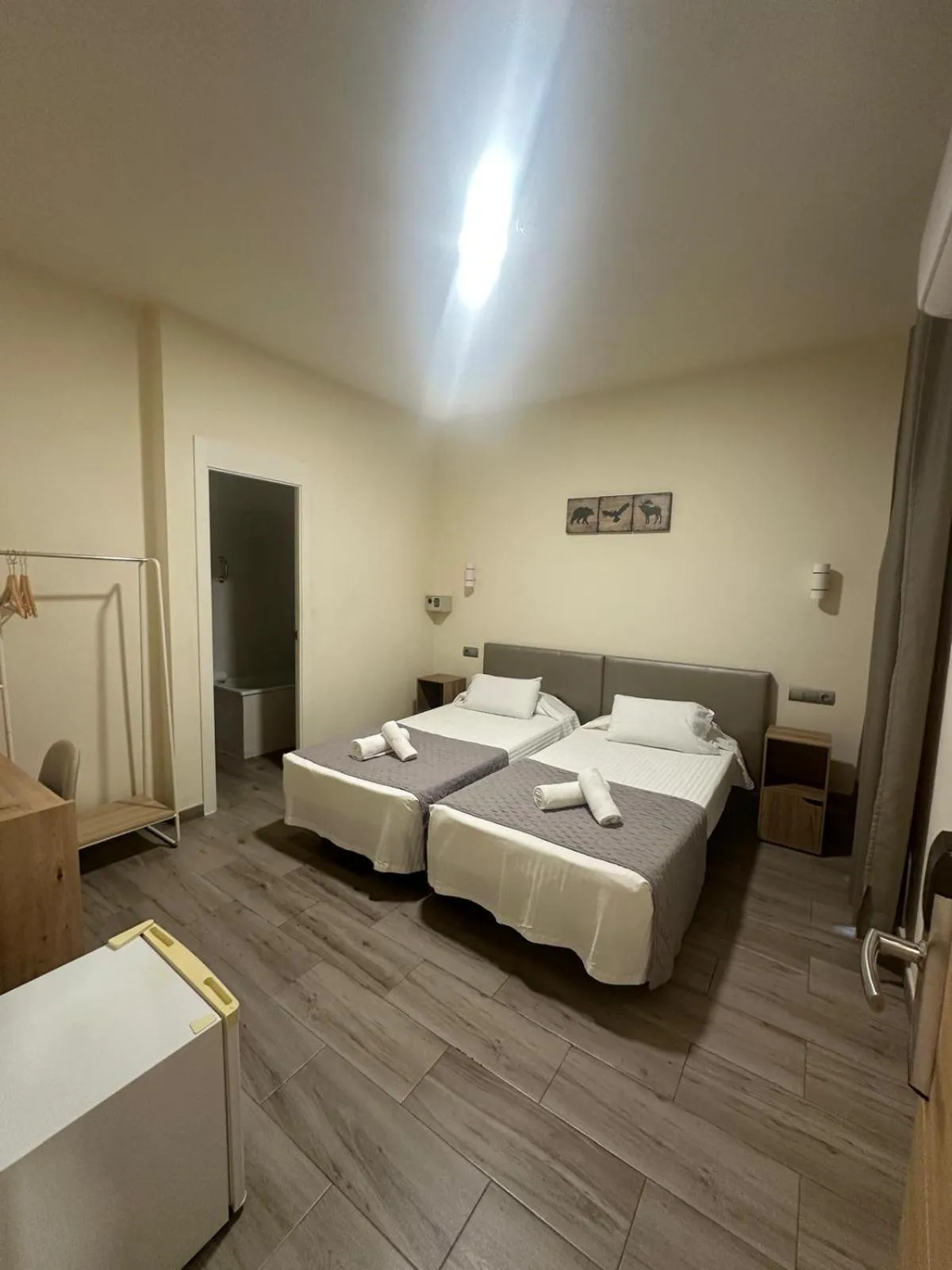 Bed in Hostal Balmes Centro