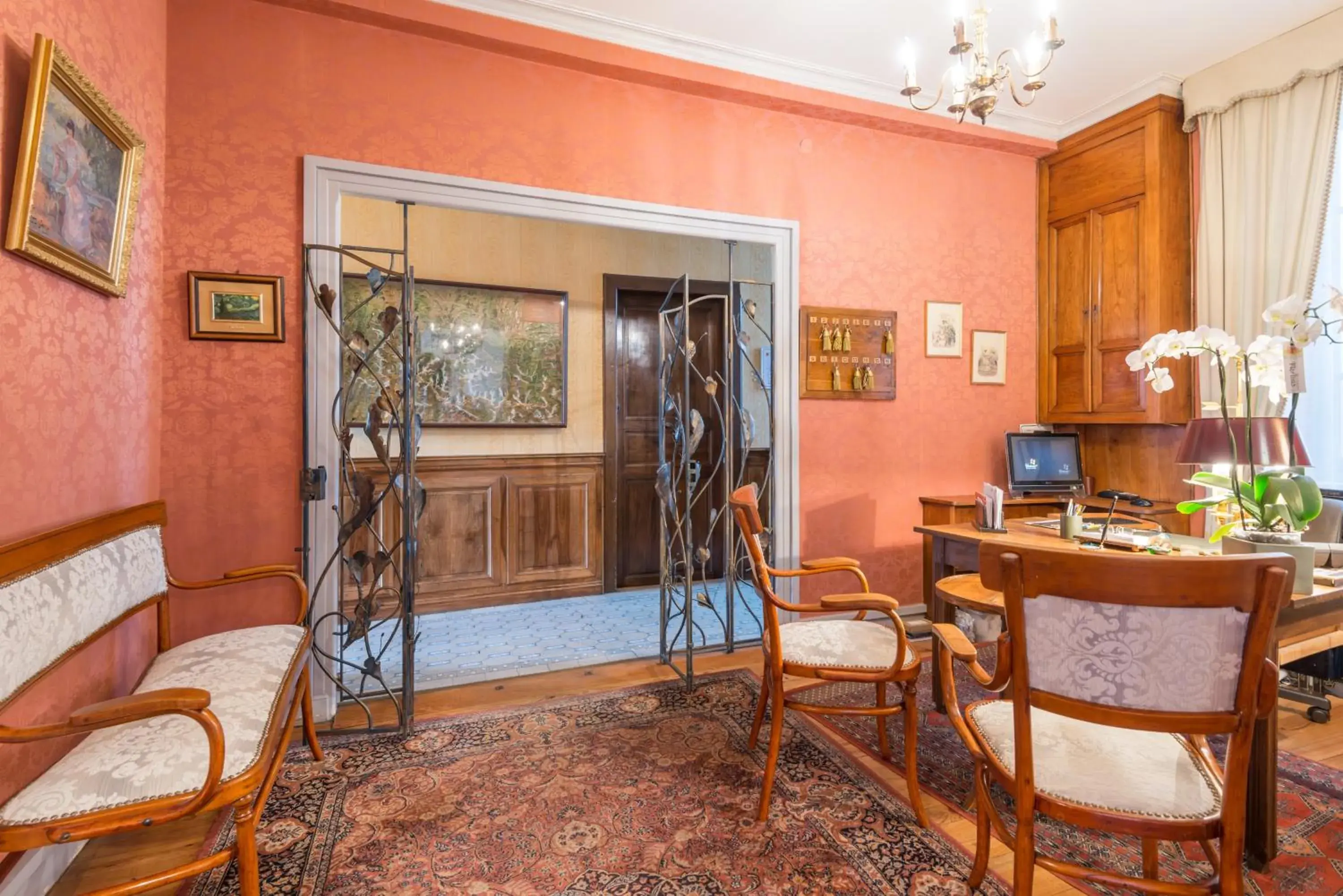 Lobby or reception in Logis Hôtel Beau Site Lobby or reception in Logis Hôtel Beau Site