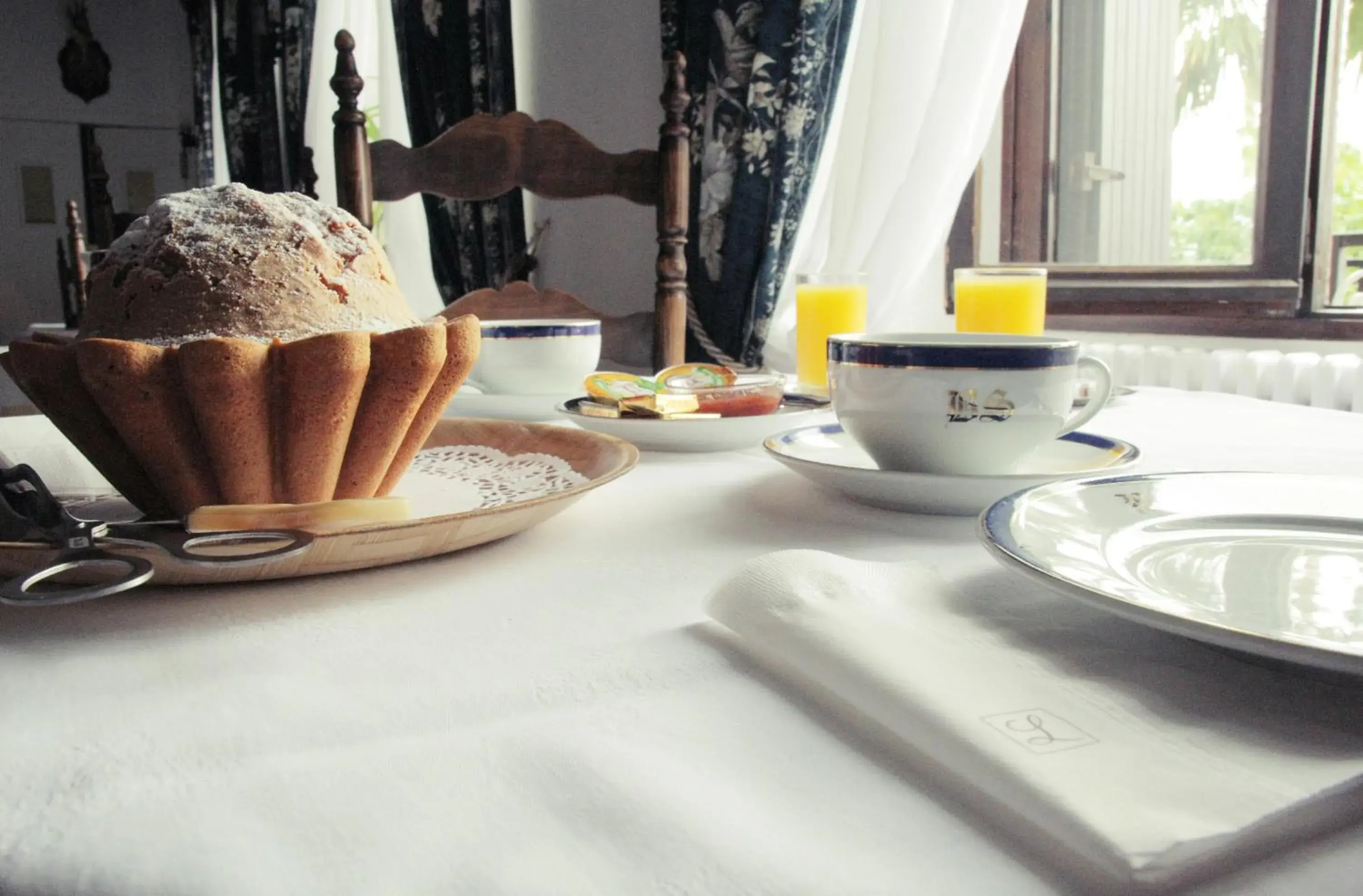 Breakfast in Logis Hôtel Beau Site Breakfast in Logis Hôtel Beau Site