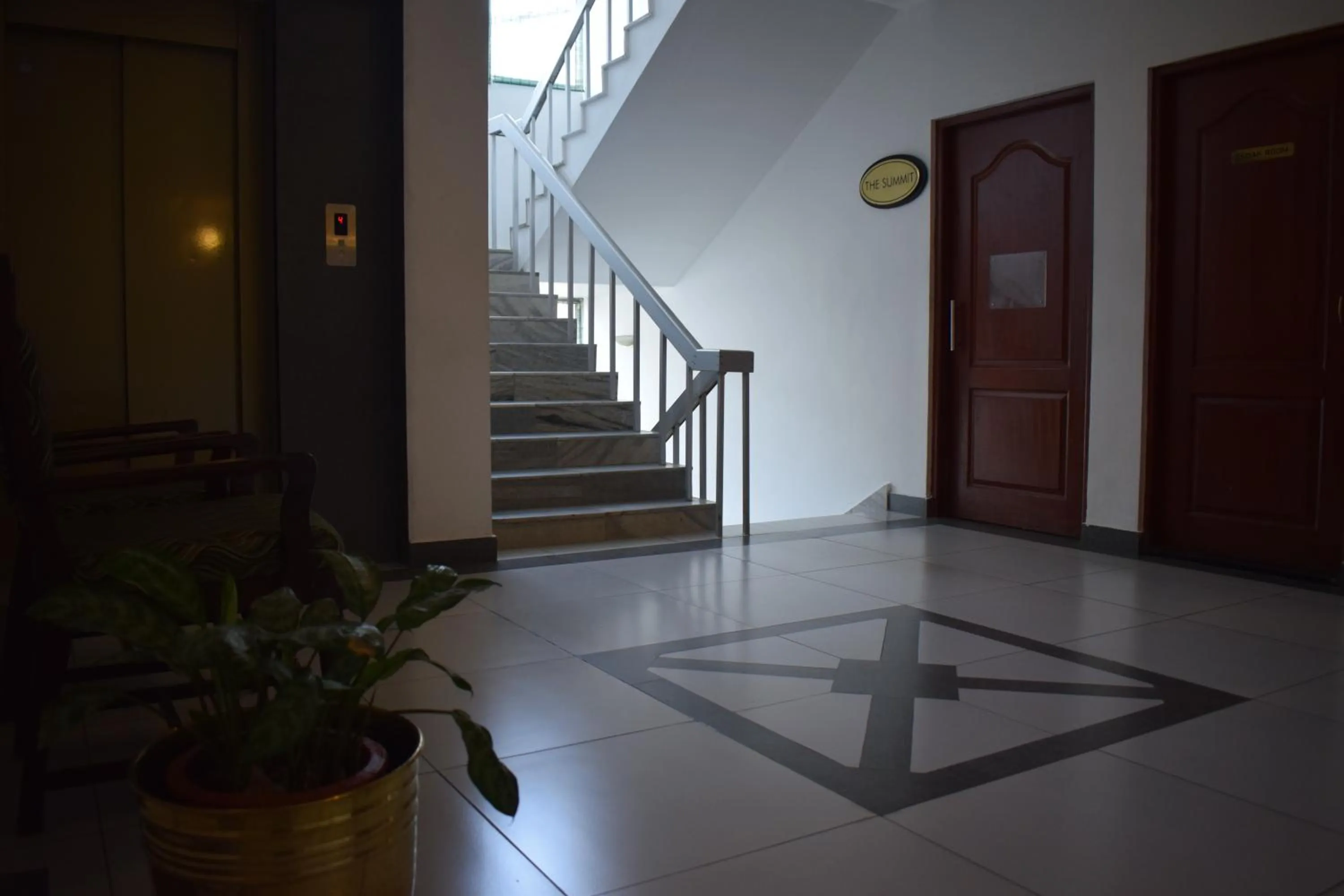 Banquet/Function facilities in Abad Metro