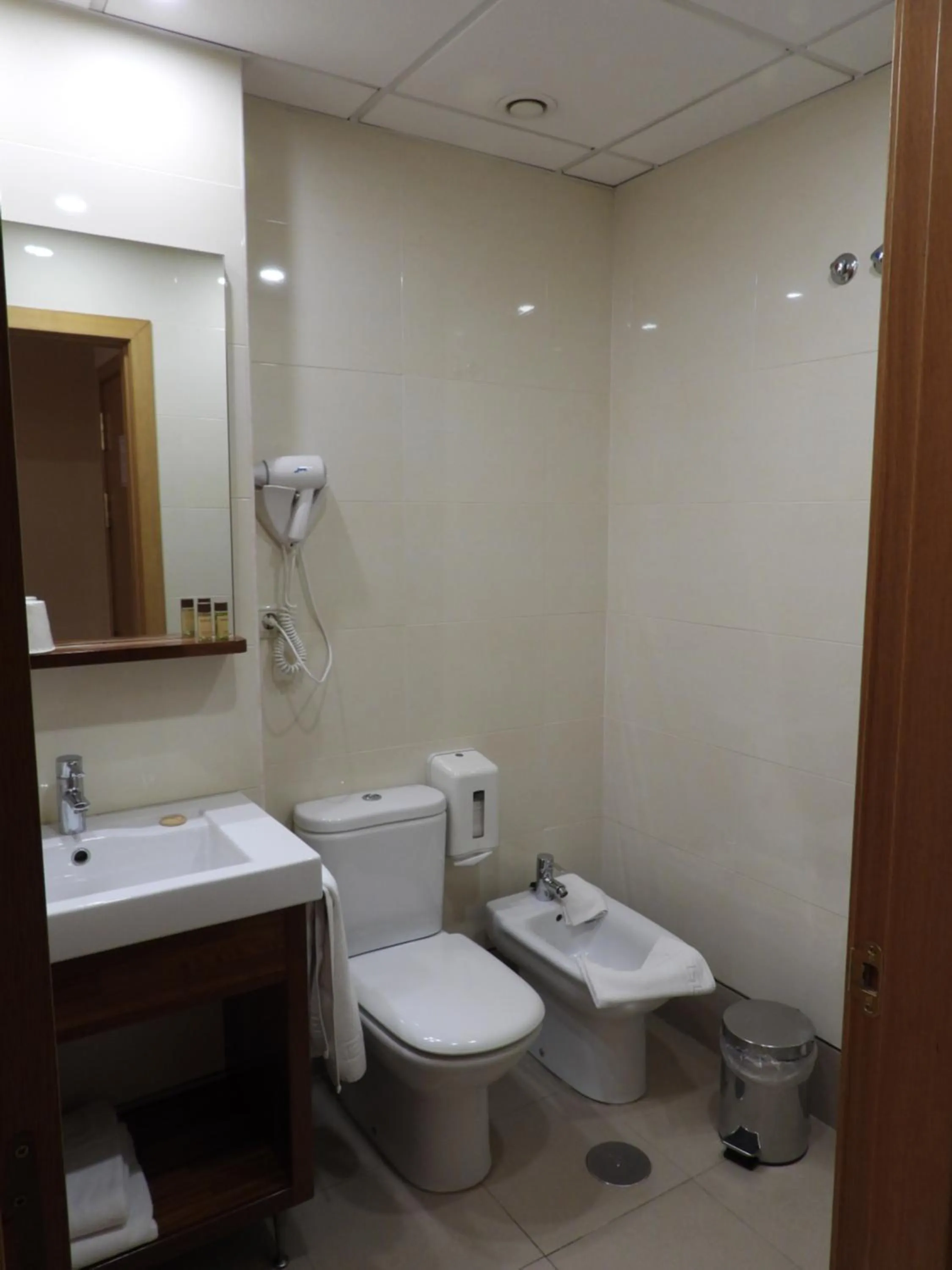 Shower in Hotel Ruta de la Plata de Asturias