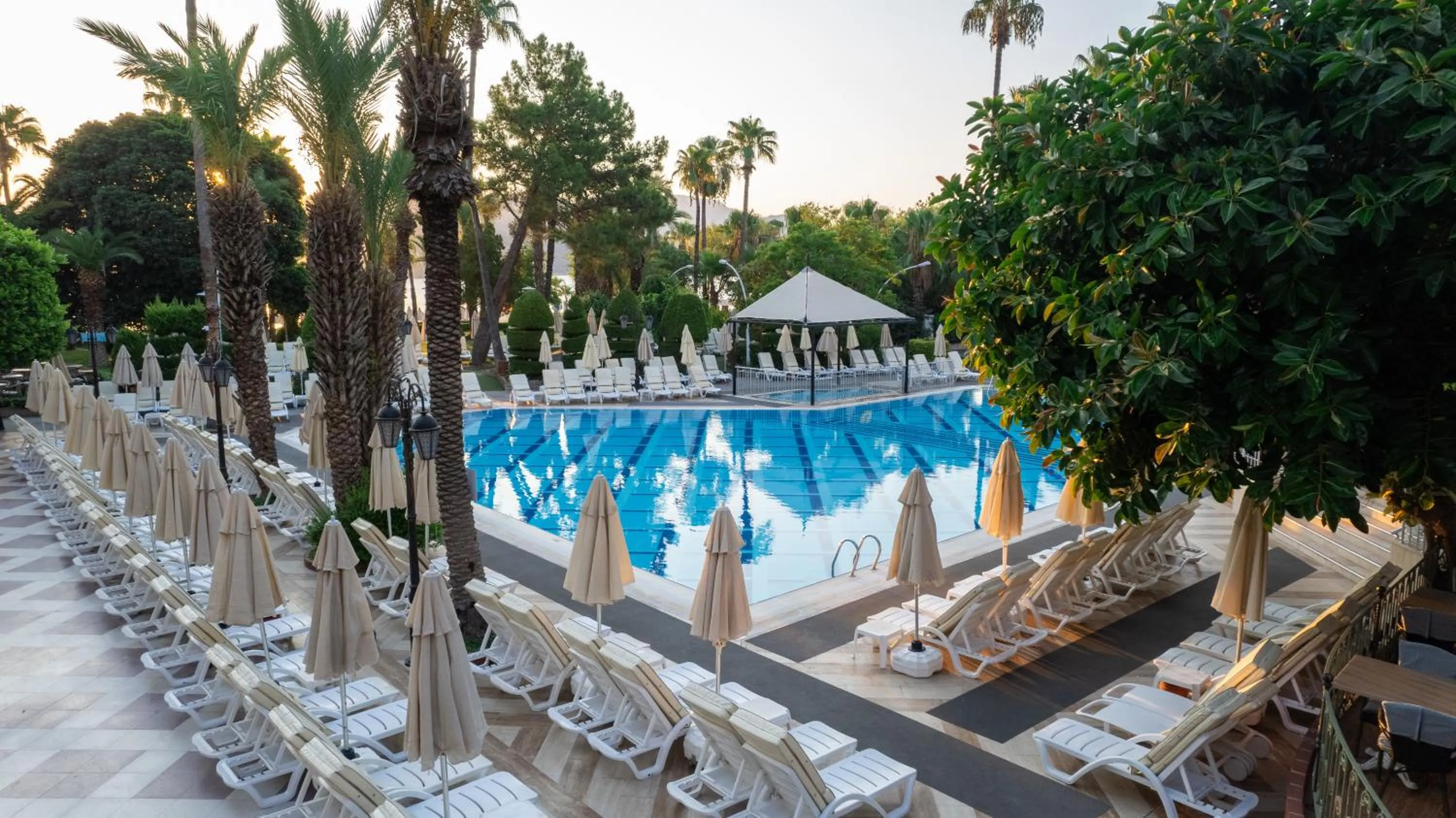 Swimming pool in Hotel Aqua