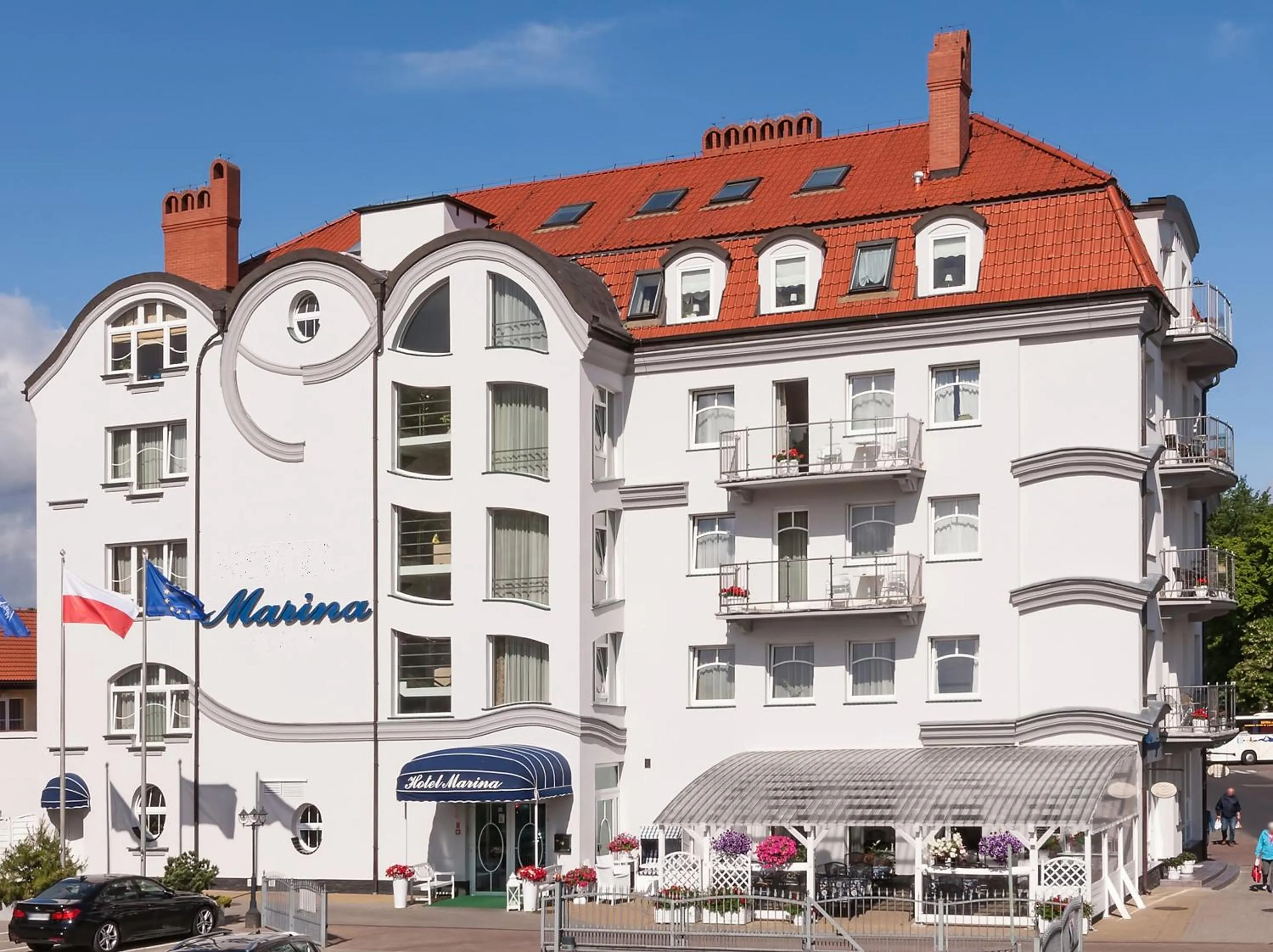 Property building in Marina