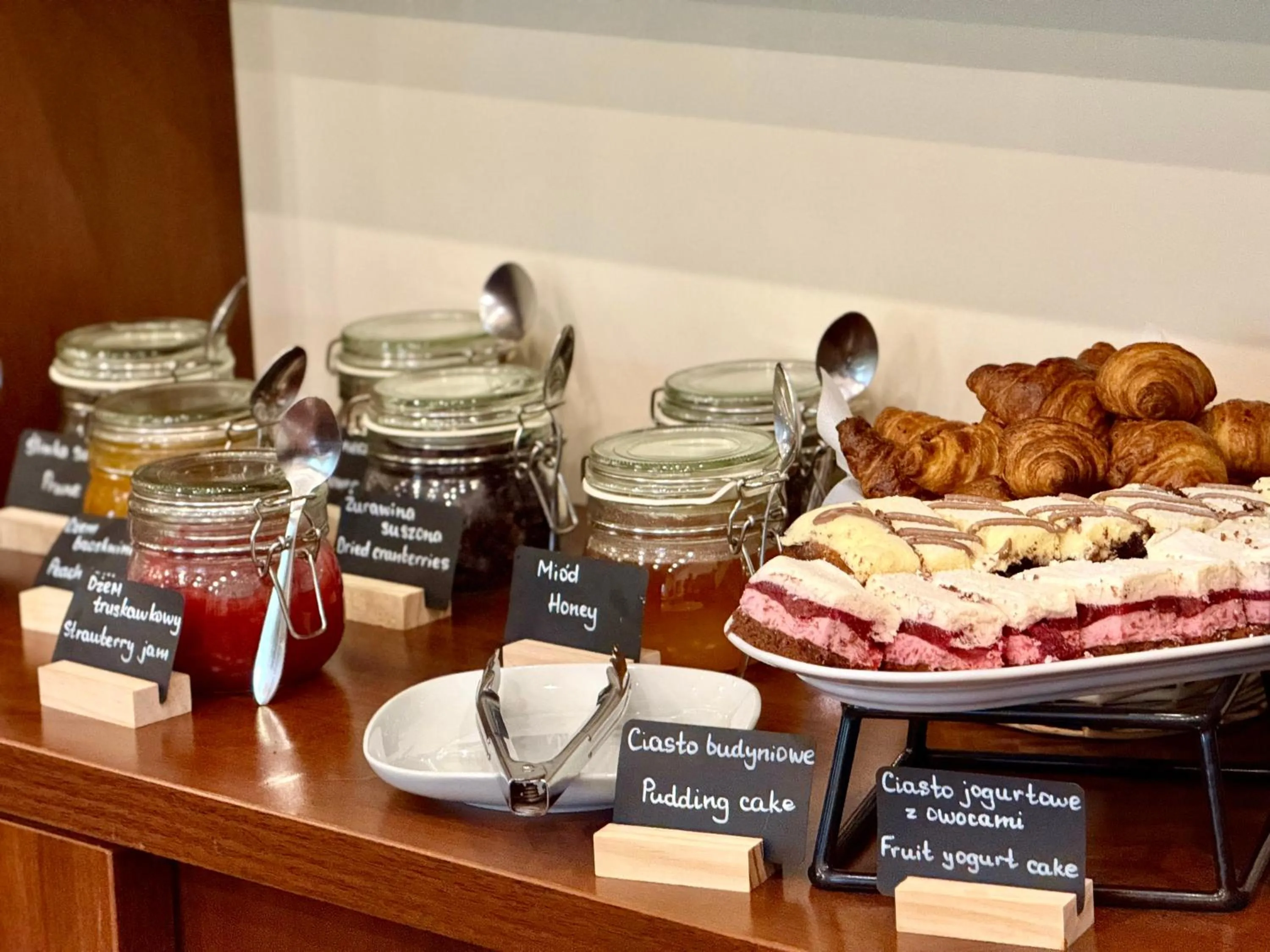 Buffet breakfast in Boutique Hotel's I Milionowa