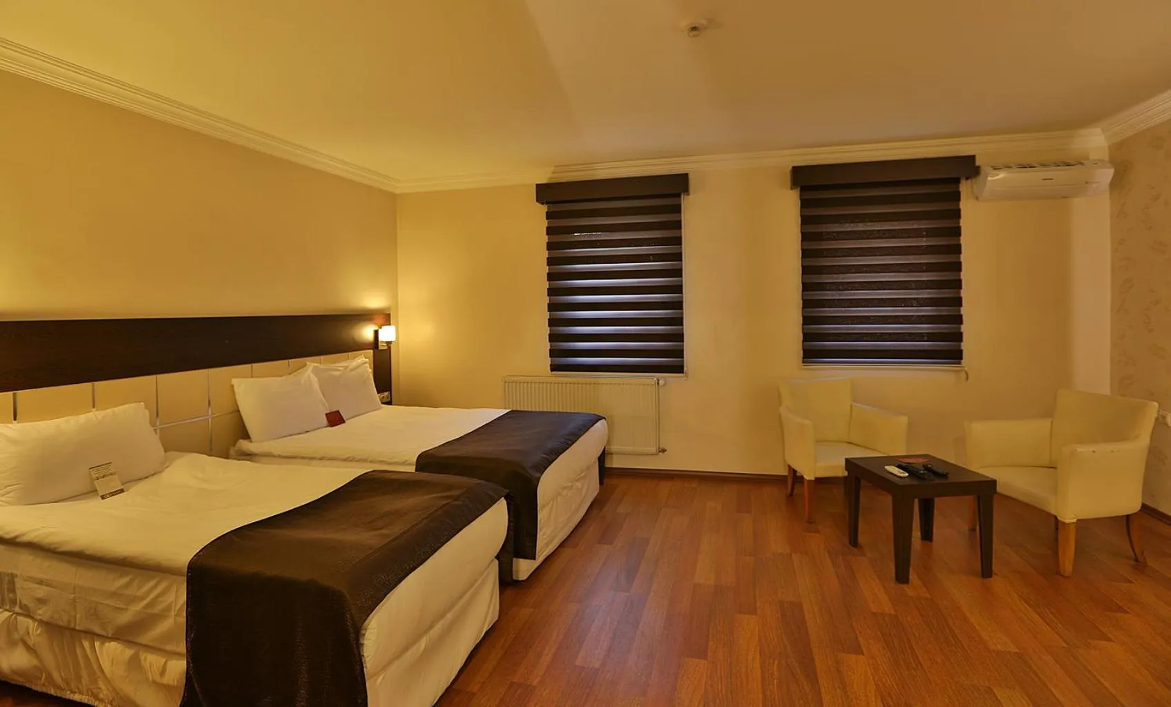 Photo of the whole room, Bed in Gaziantep Garni Hotel