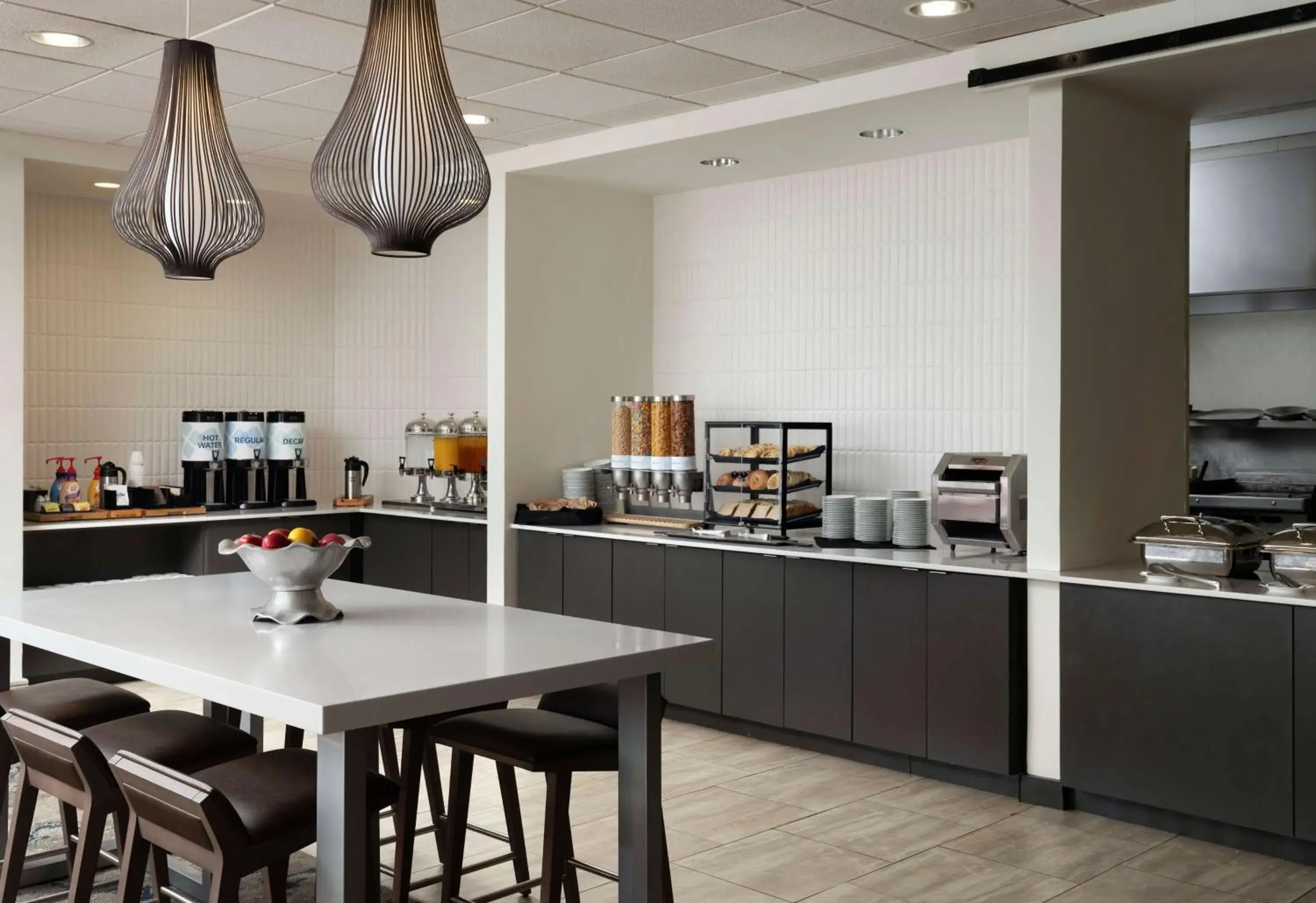 Breakfast in Hilton Garden Inn Boston-Burlington Breakfast in Hilton Garden Inn Boston-Burlington