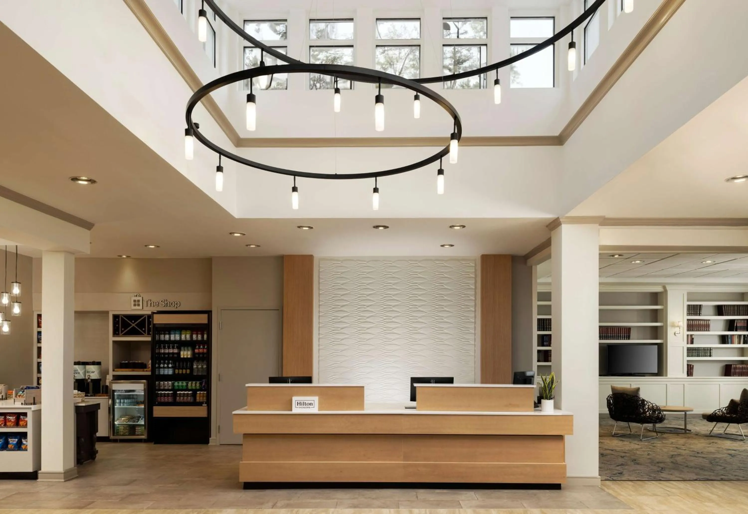 Lobby or reception in Hilton Garden Inn Boston-Burlington