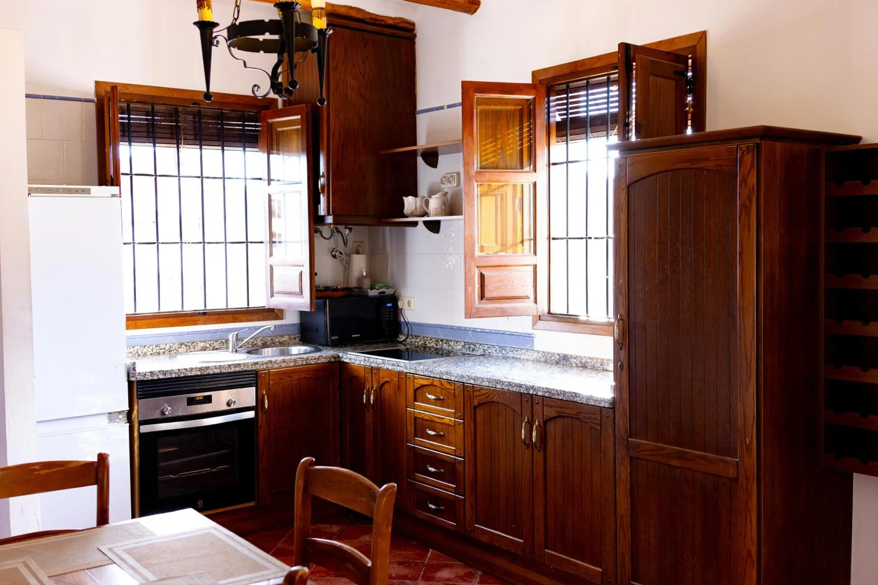 Kitchen or kitchenette in Cortijo La Presa
