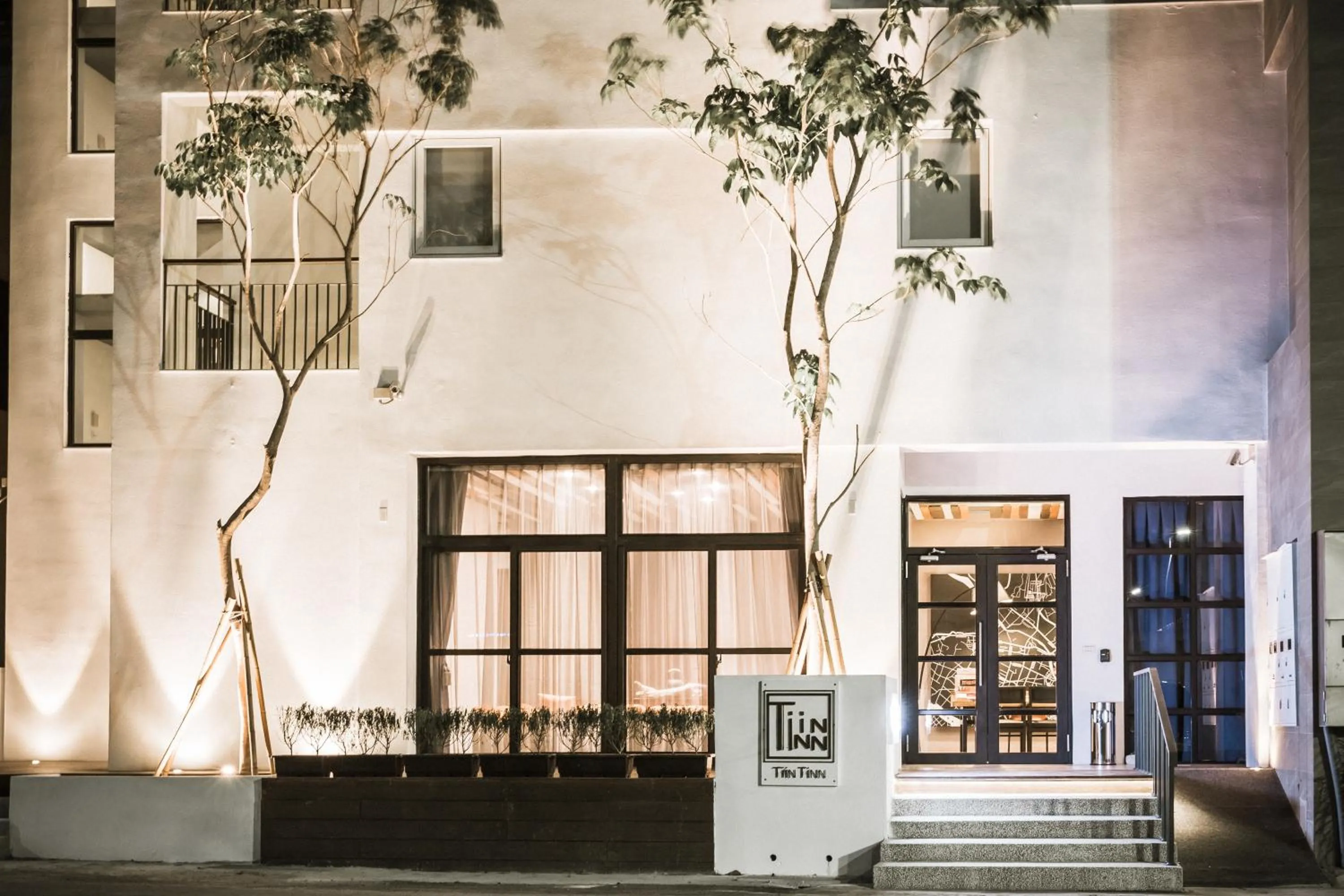 Tiin Tinn - Rivershore B&B