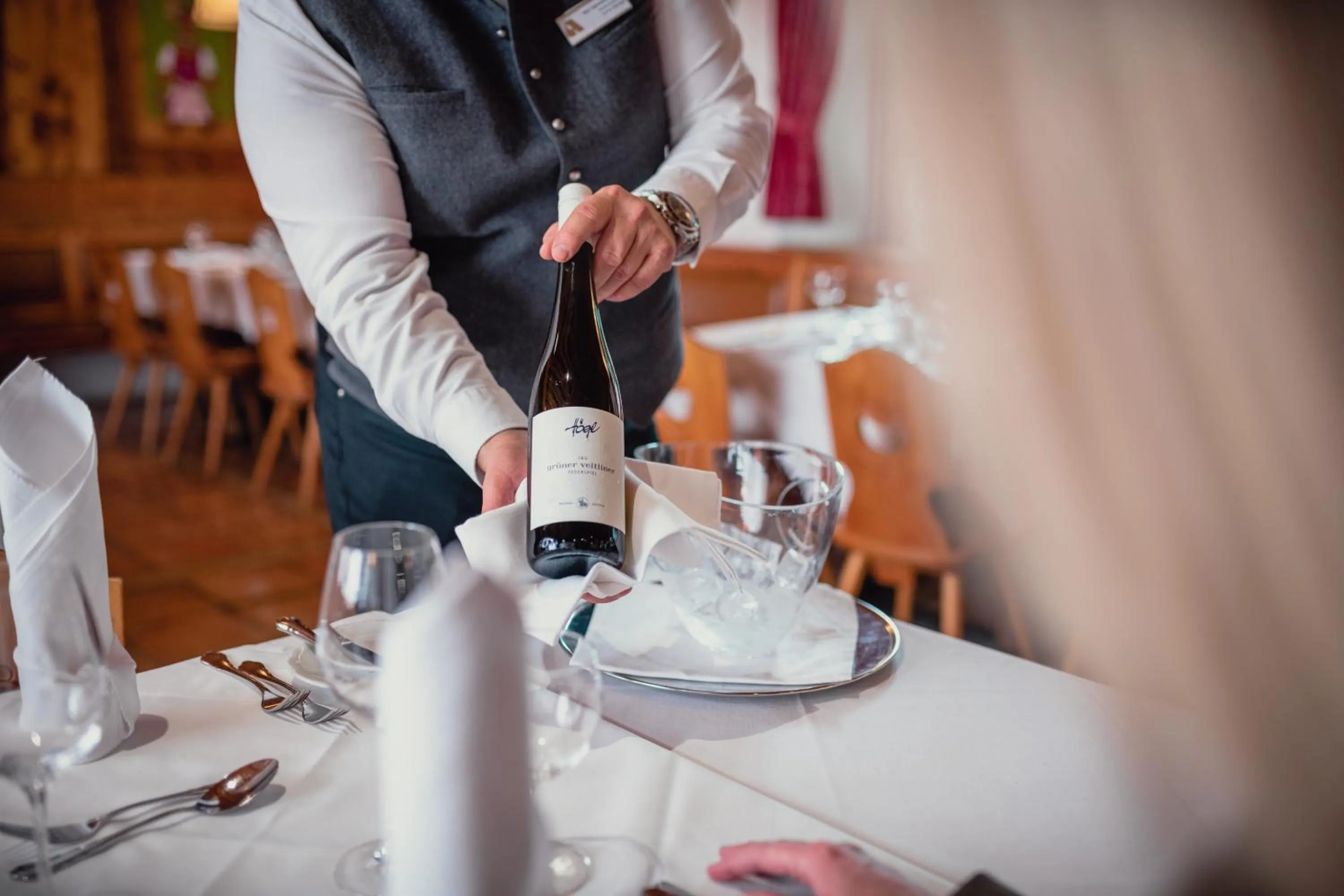 Restaurant/places to eat in Alpenland St Johann