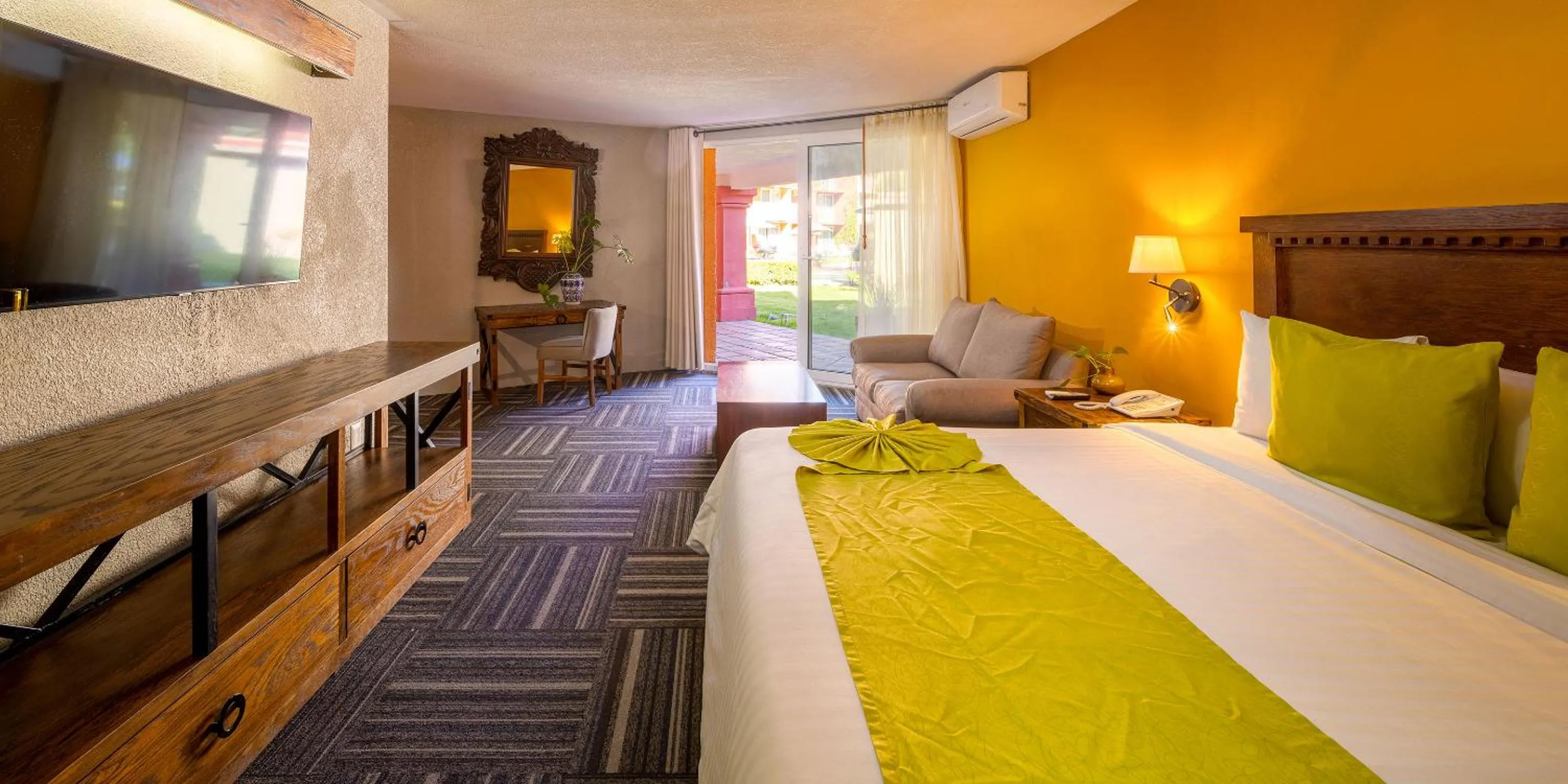 Bedroom, Bed in Real de Minas San Miguel de Allende