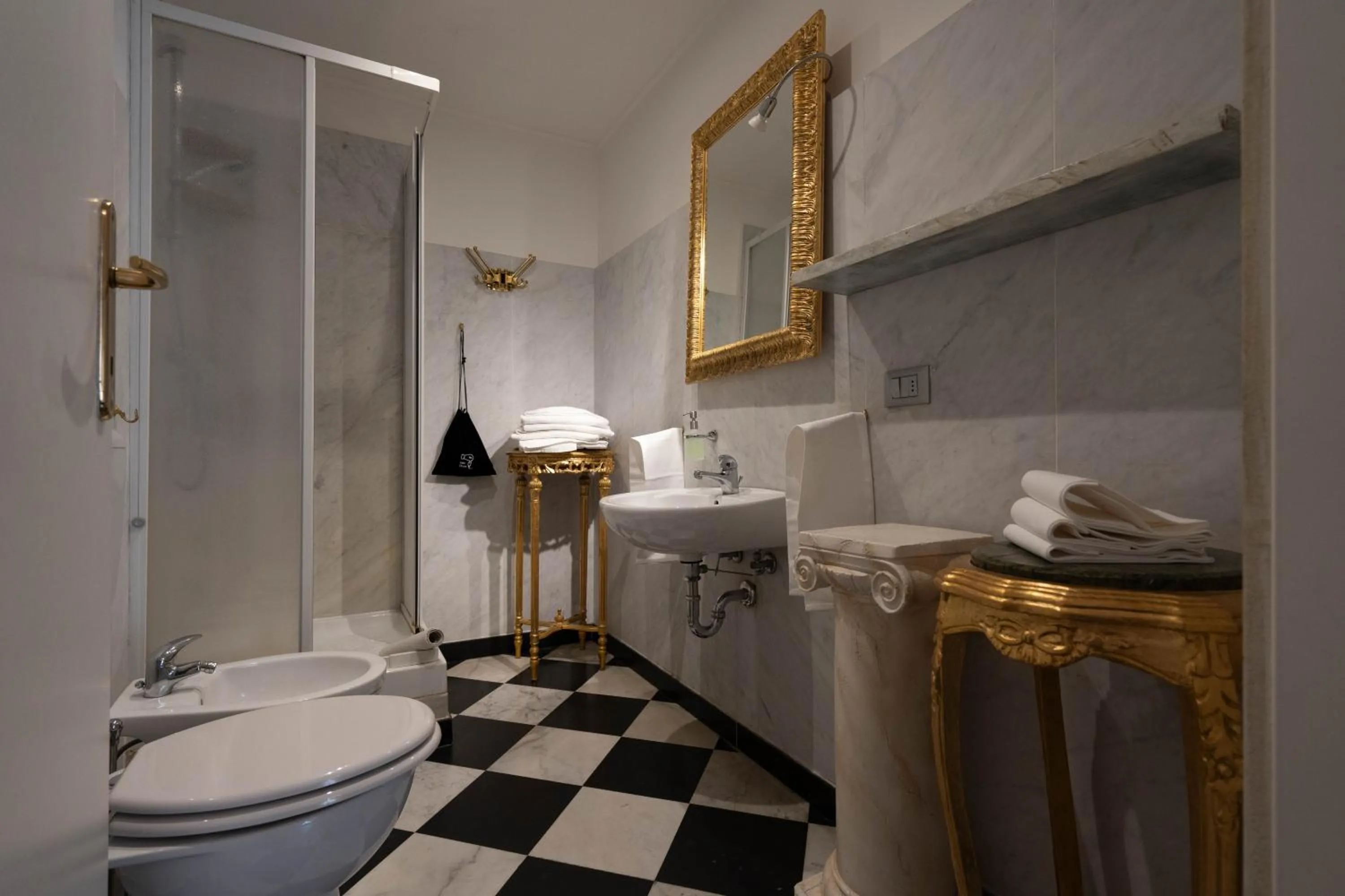 Bathroom in Morali Palace