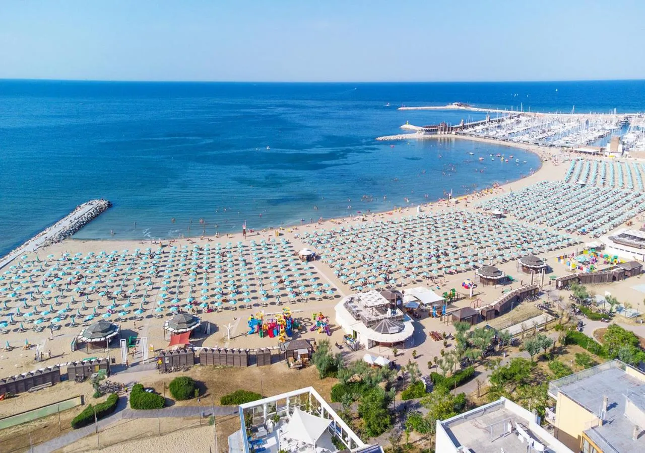 Hotel Paloma Beach Front Chiringuitos Time