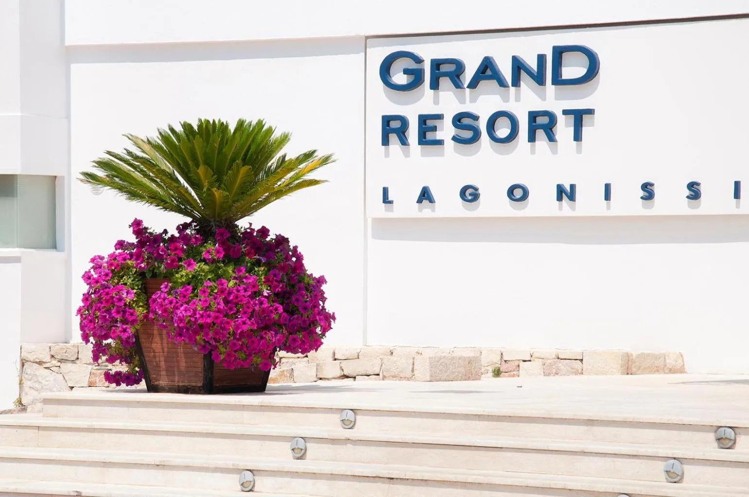 Area and facilities in Grand Resort Lagonissi