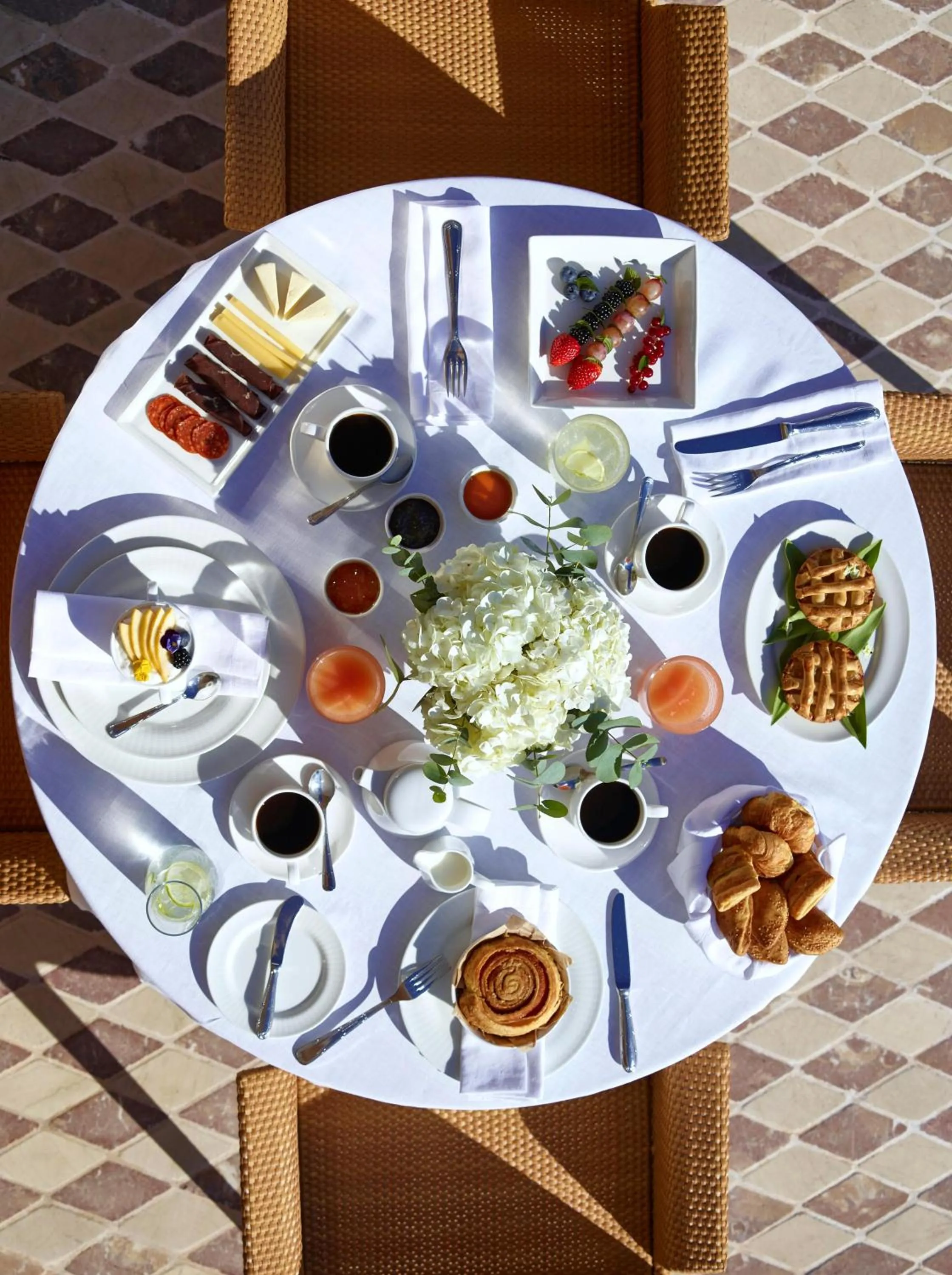 Restaurant/places to eat in Grand Resort Lagonissi